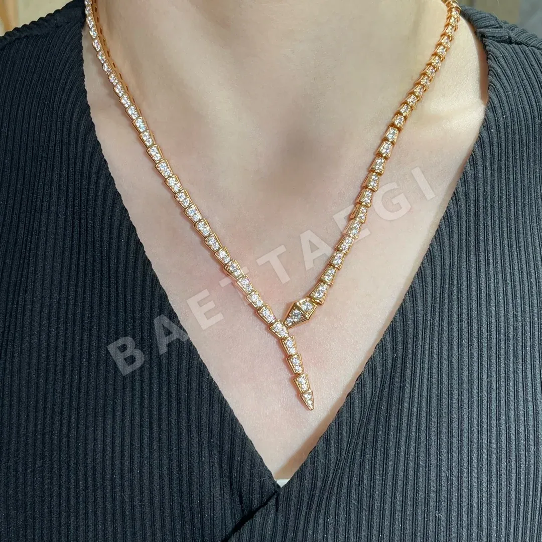 불가리 다이아몬드 뱀 모티브 목걸이 64372