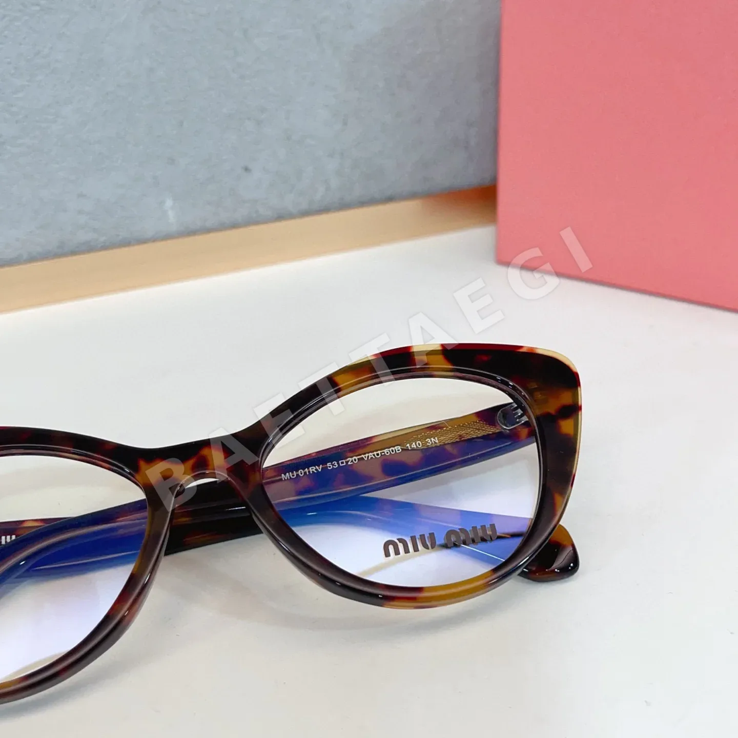 미우미우 선글라스 72981 Miu Miu Sunglasses 상세 이미지 3