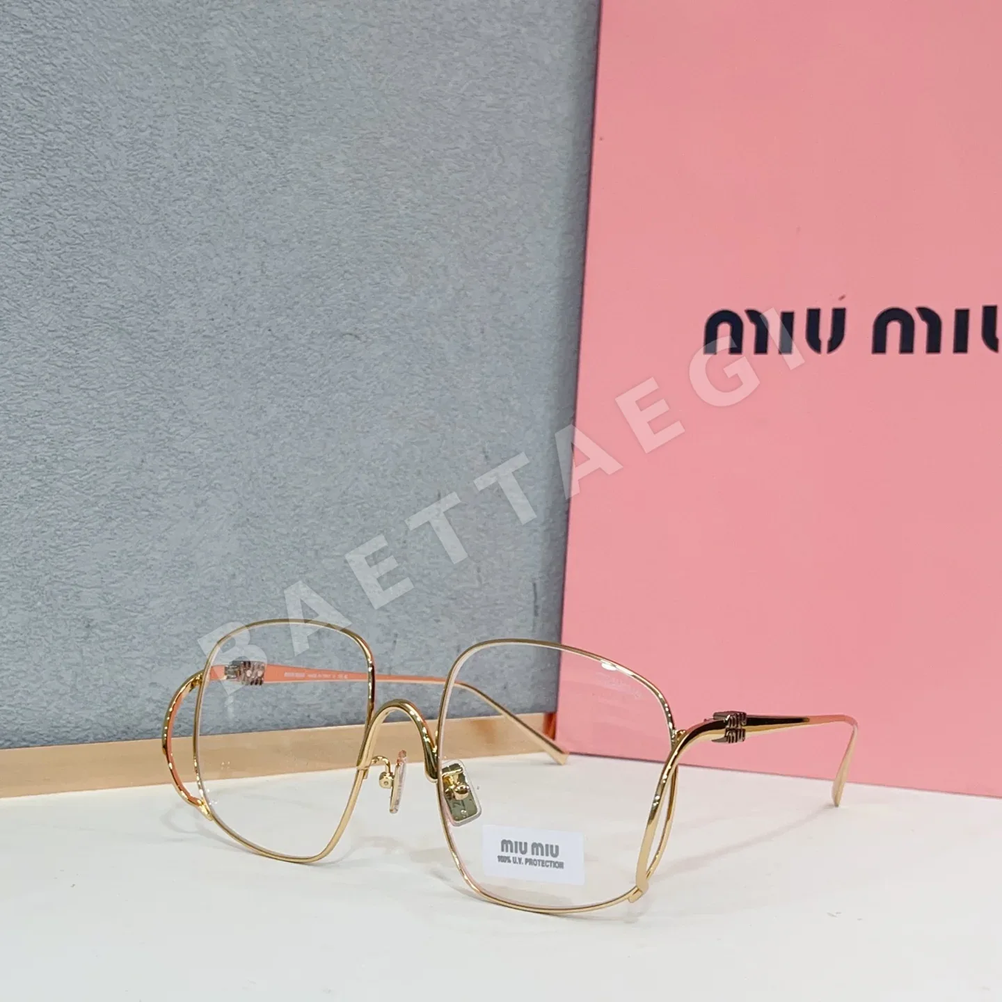 미우미우 SMUA 57 선글라스 상세 이미지 8