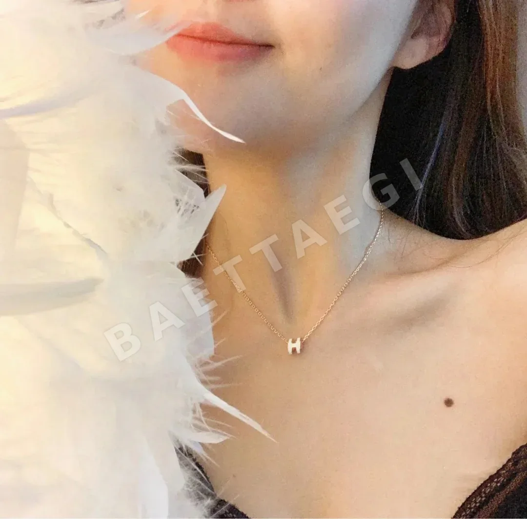 에르메스 미니 팝 H 에나멜 화이트골드 목걸이 상세 이미지 2