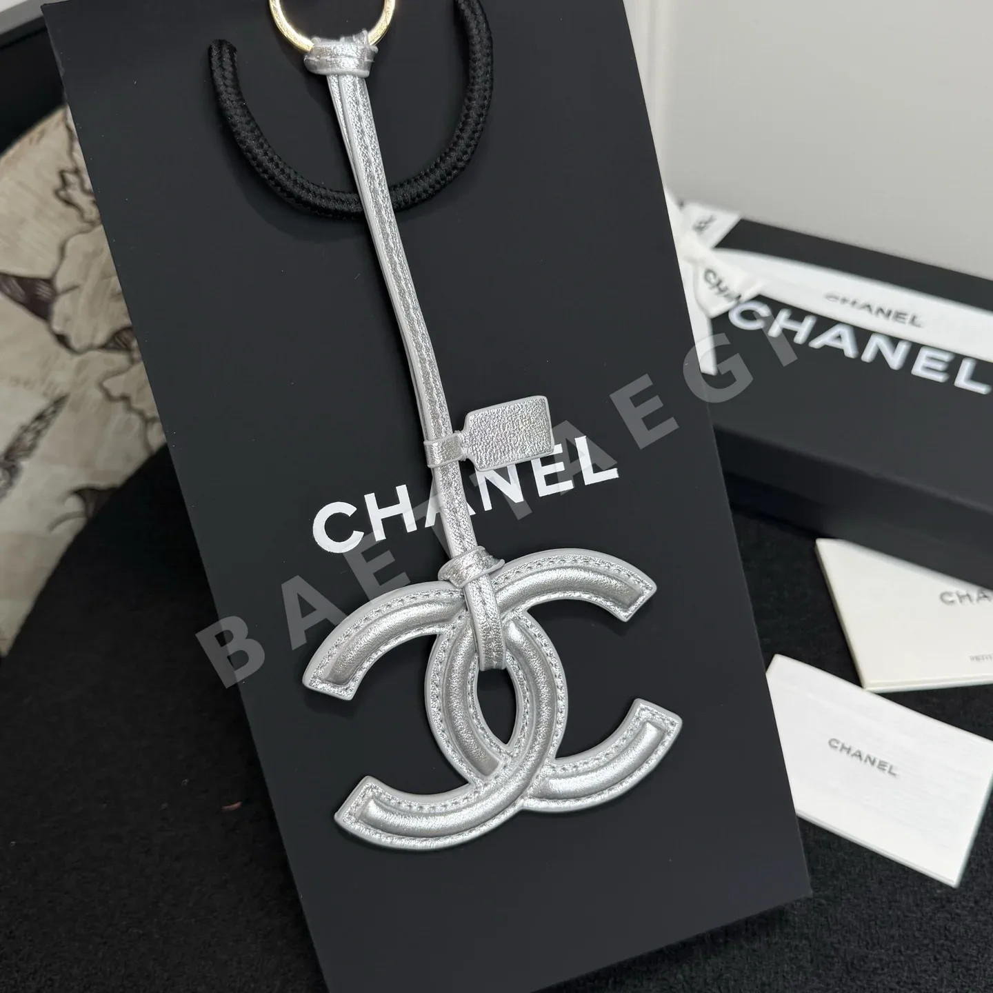 샤넬 램스킨 더블 C 로고 키링 상세 이미지 4