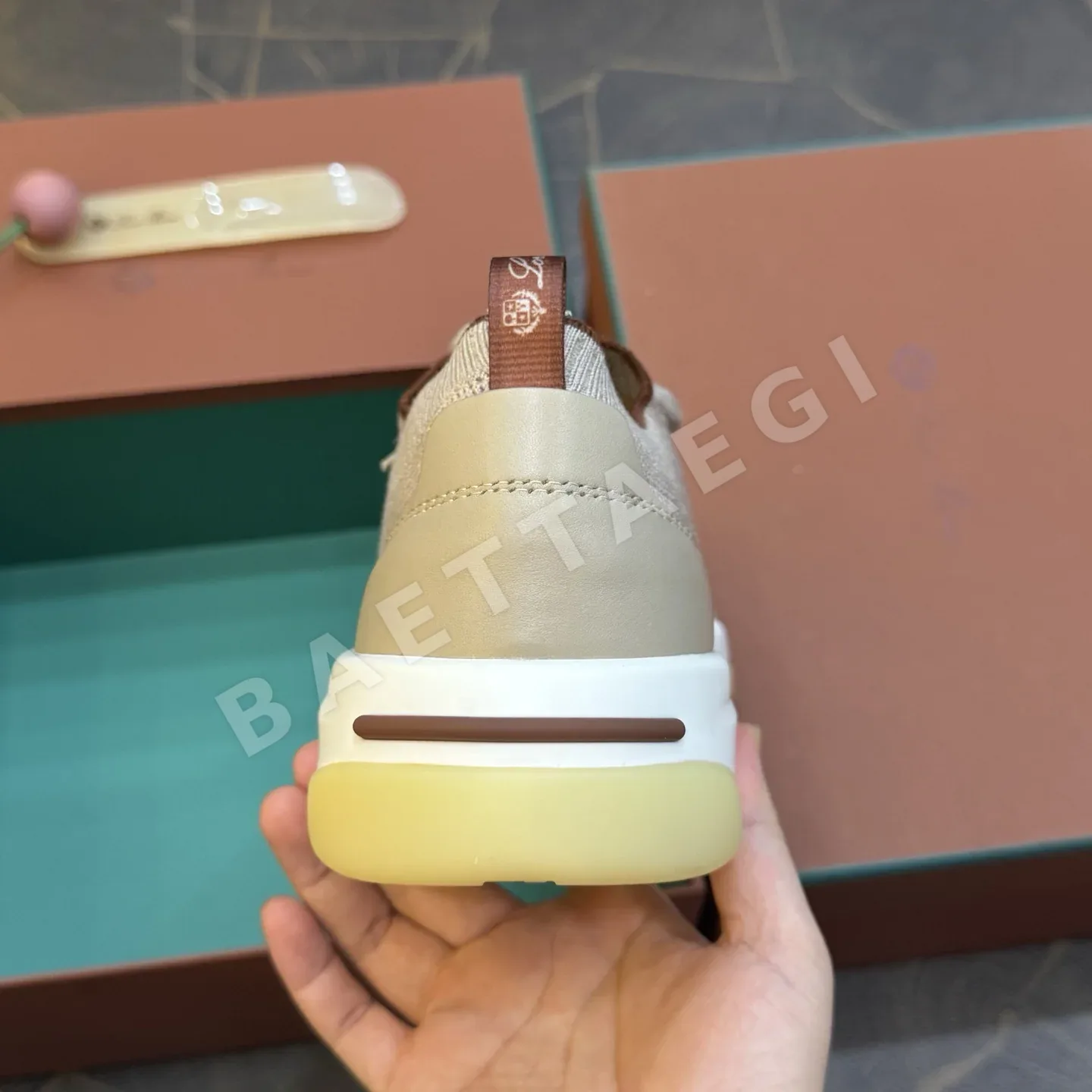 로로피아나 스니커즈 남성 울 360 LP 로고 상세 이미지 8