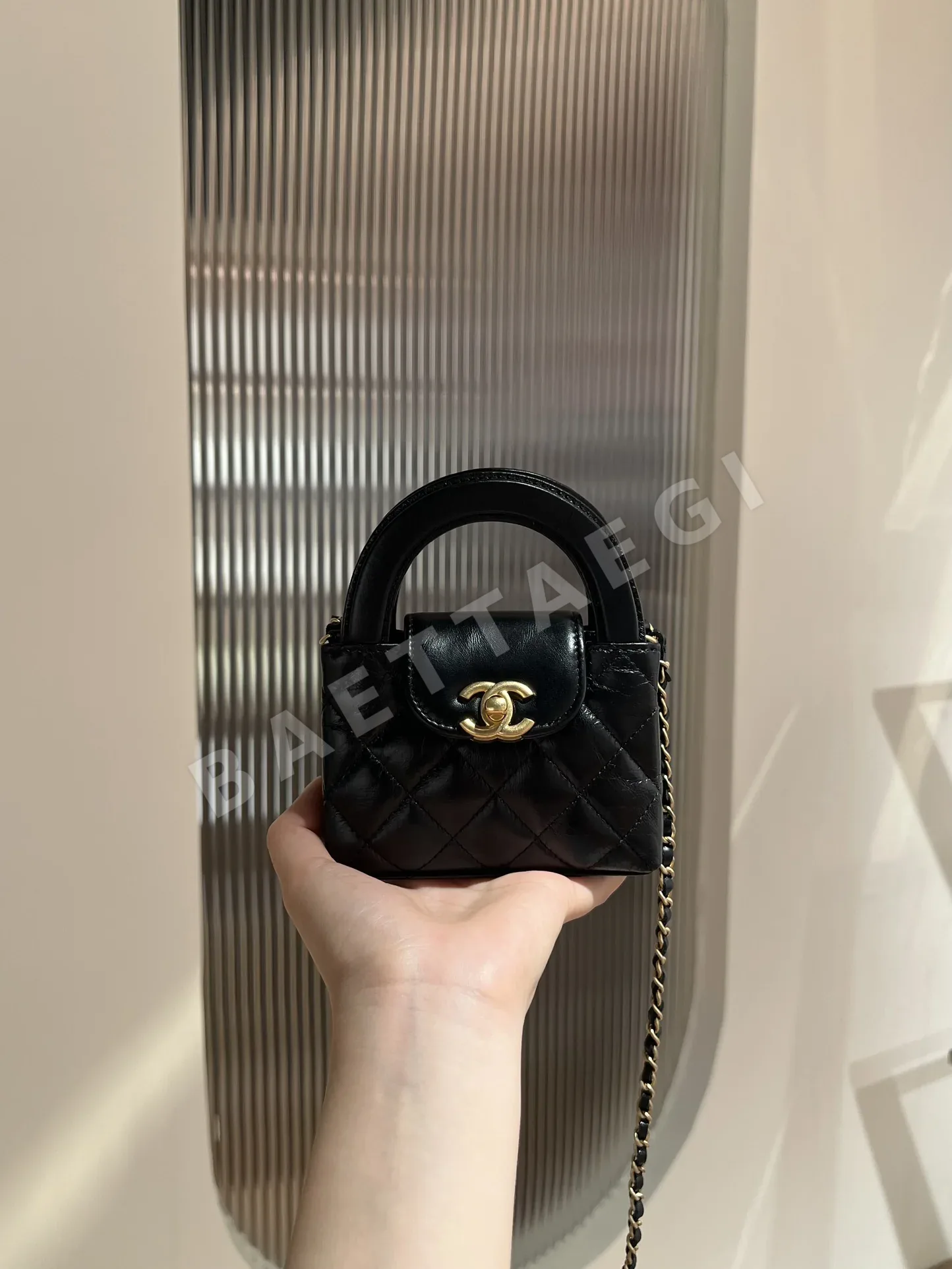 샤넬 검정 빈티지 골드 미니 가방 상세 이미지 6