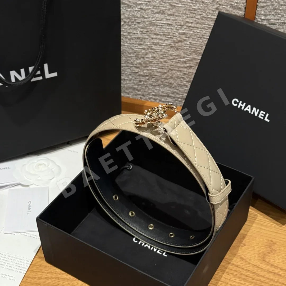 샤넬 다이아몬드 패턴 램스킨 더블 C 메탈 벨트 상세 이미지 3