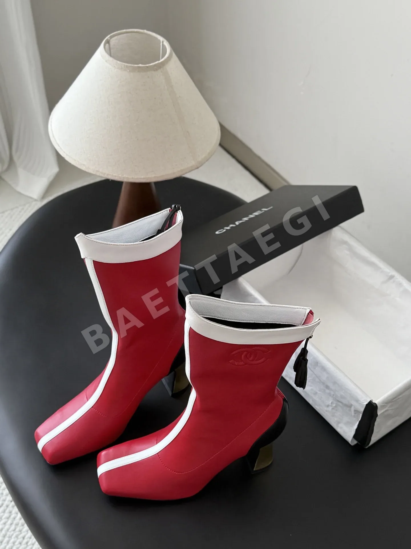 샤넬 메티에다르 더블 C 부츠 상세 이미지 6