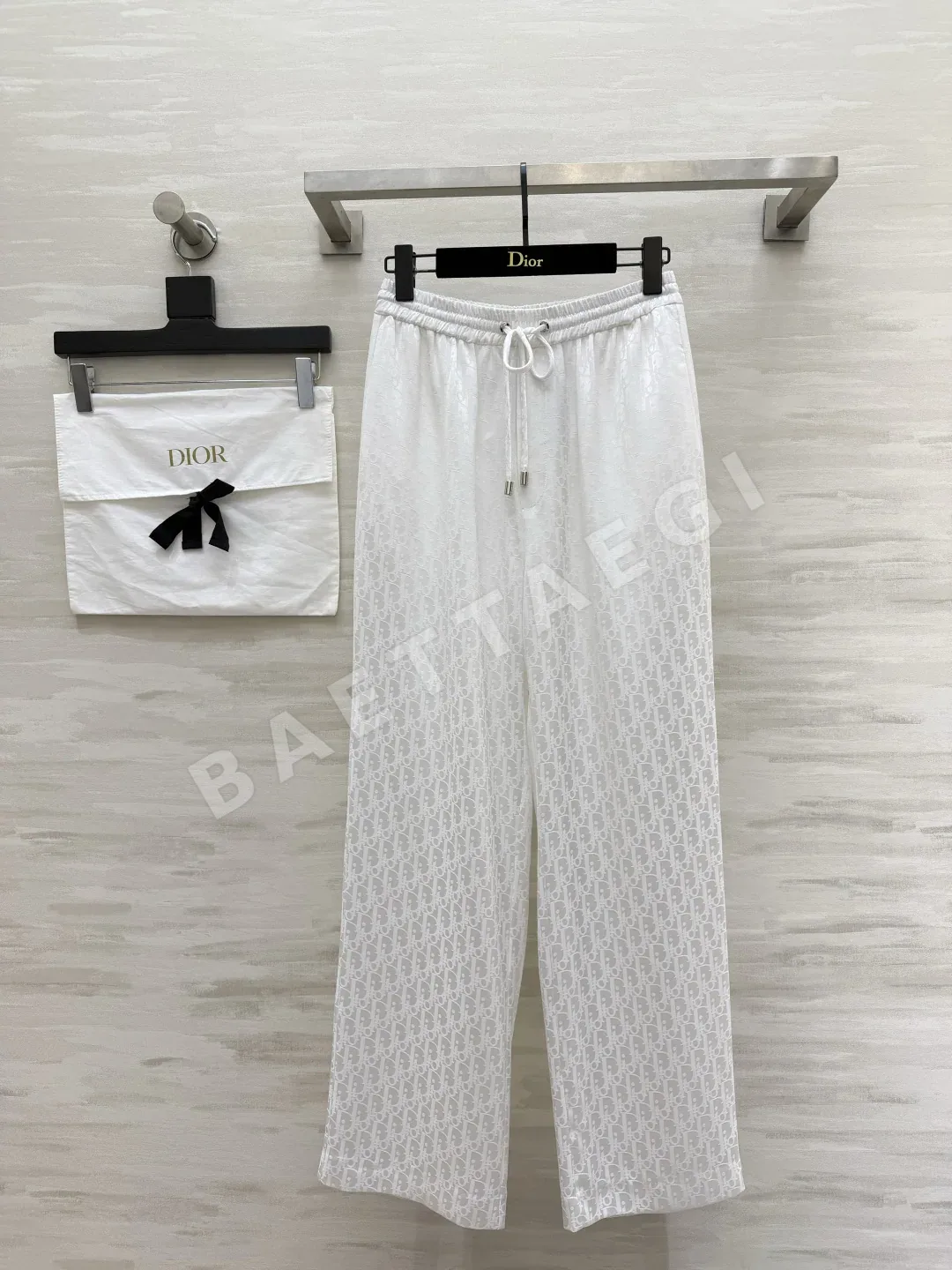 디올 아세테이트 모노크롬 와이드 레그 바지 121871