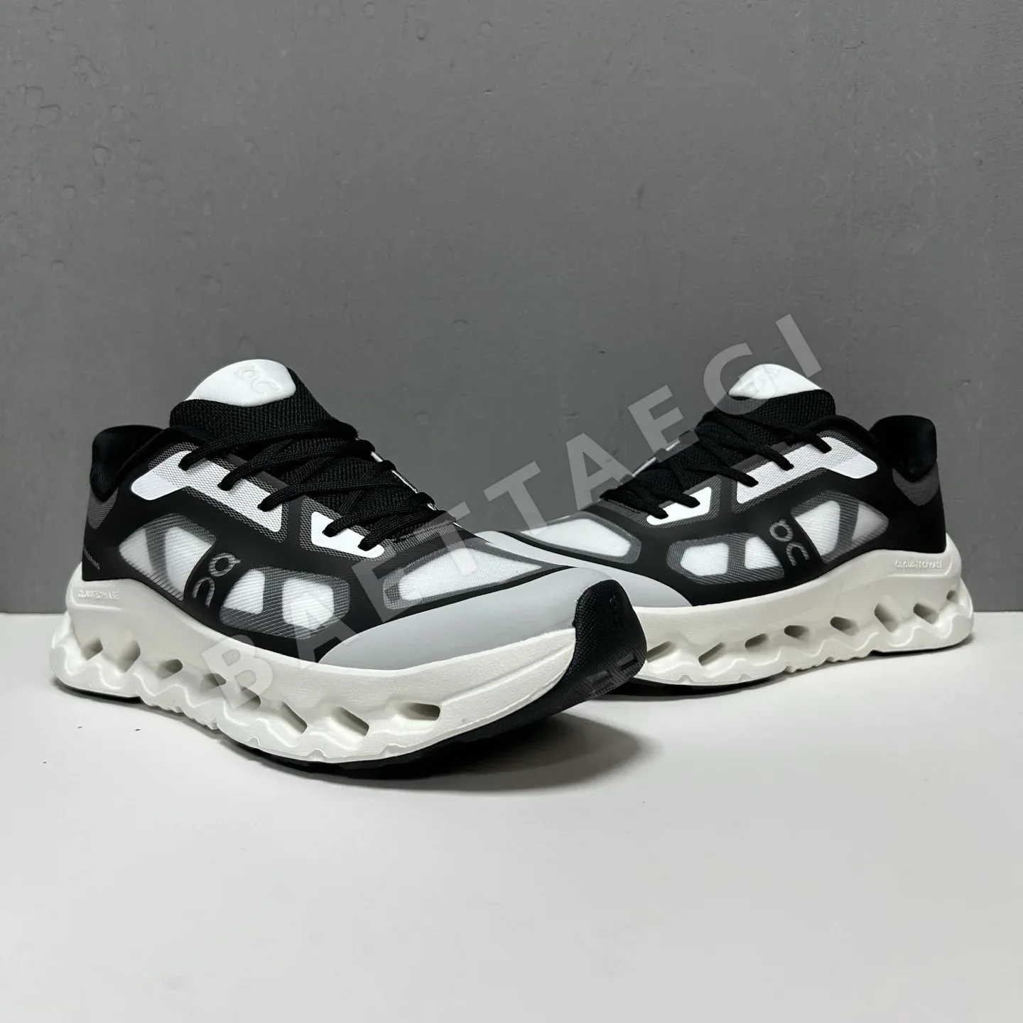 ON 신발 157694 Sneakers 상세 이미지 4
