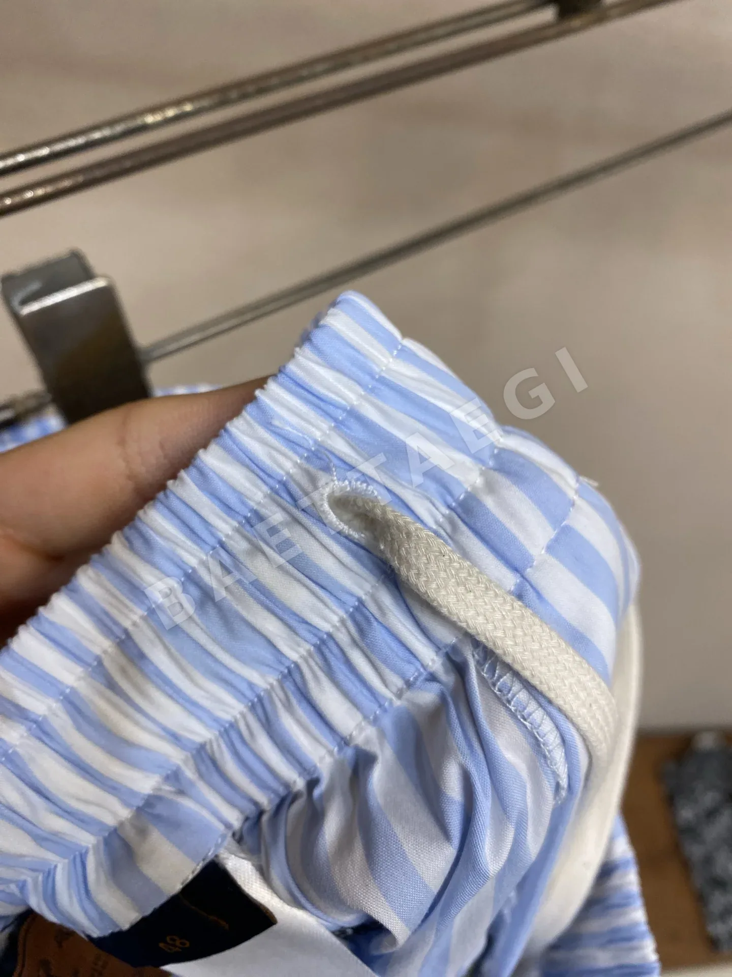 루이비통 애니멀 프린트 남성 반바지 상세 이미지 5