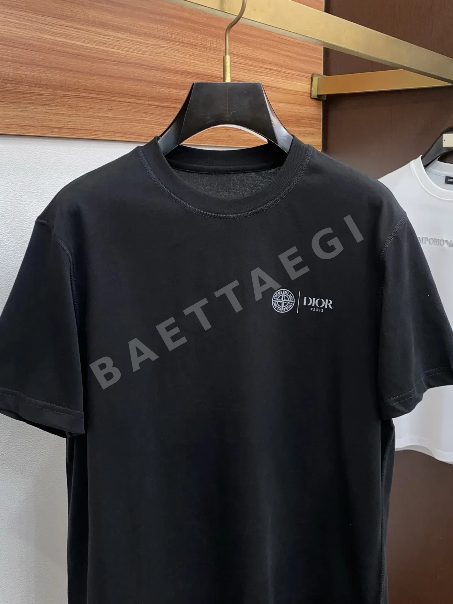 디올 남성 반팔 FW 상세 이미지 2
