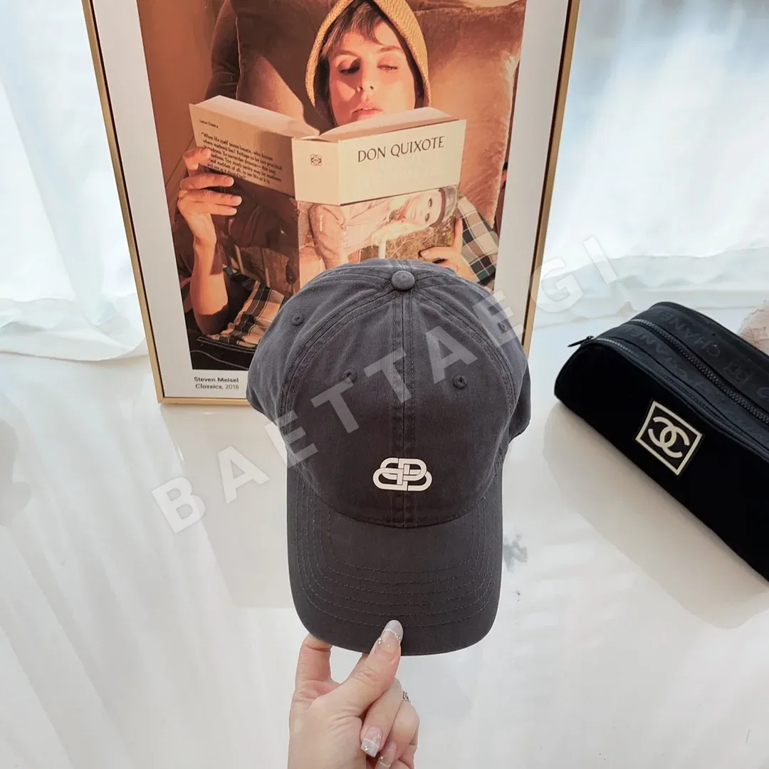 발렌시아가 더블 B 버클 로고 코튼 야구모자 상세 이미지 2