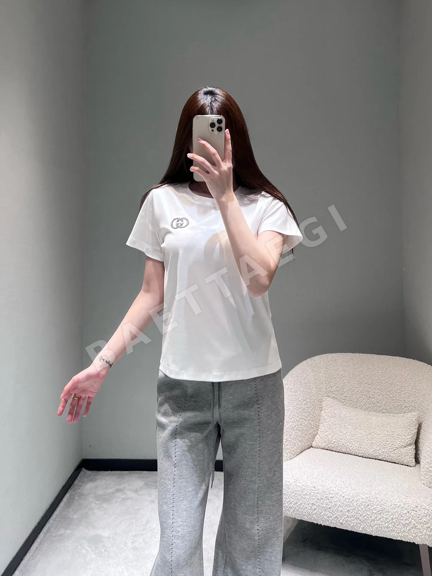 구찌 GG 자수 코튼 반팔 티셔츠 53975