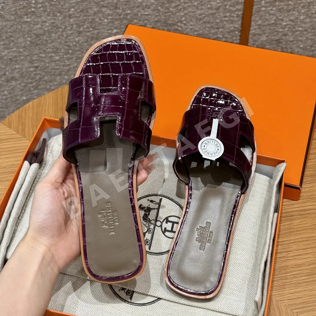 에르메스 오란 샌들 Cassis 앨리게이터 H 컷아웃 상세 이미지 8