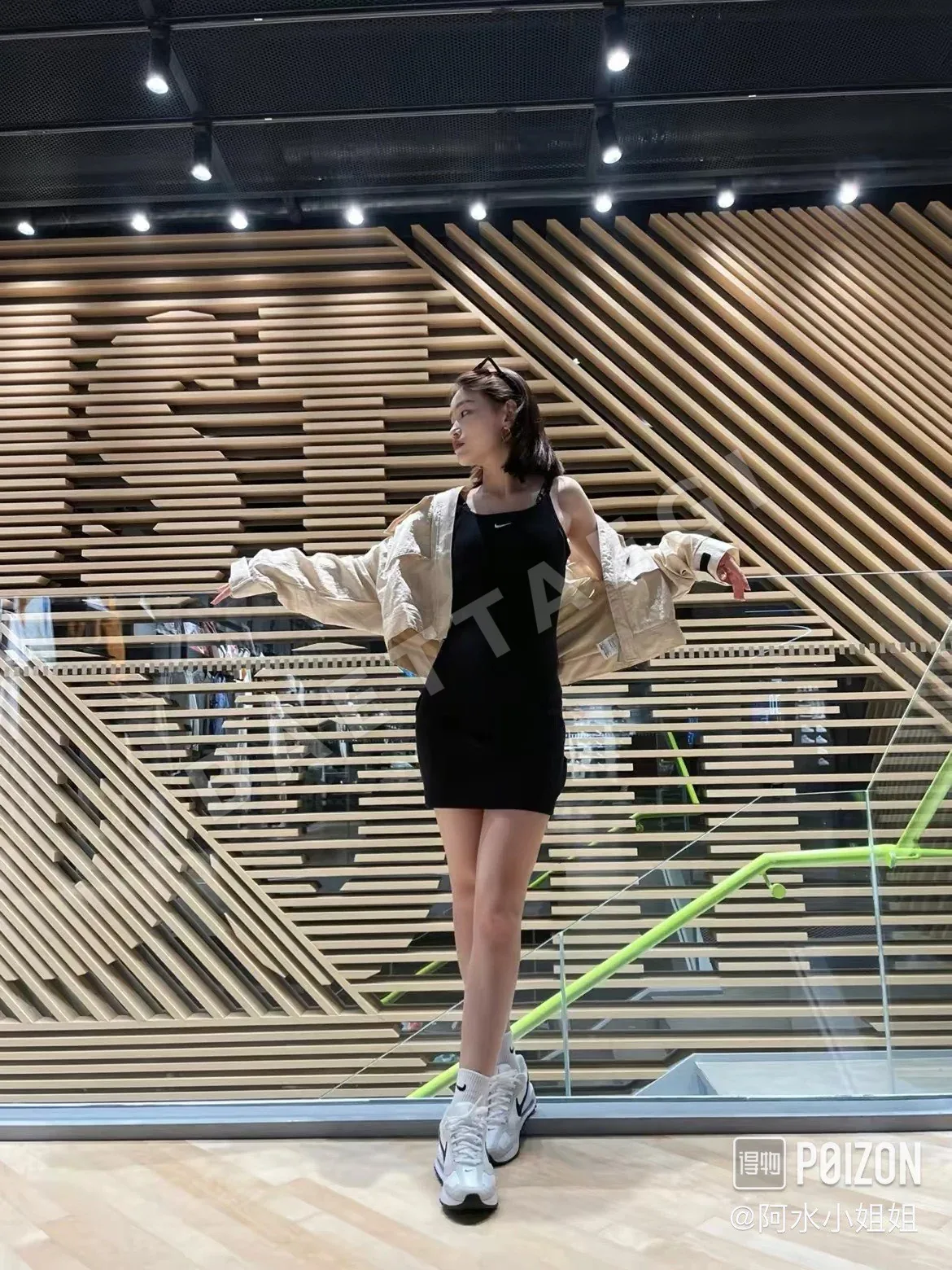 나이키에어맥스 던 로우탑 에어쿠션 스포츠 신발 상세 이미지 2