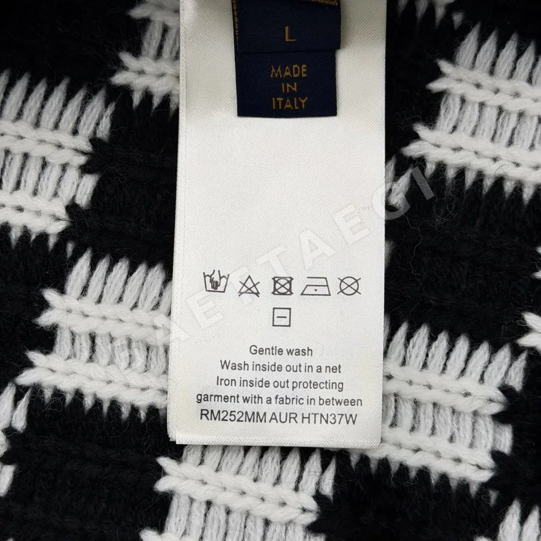 루이비통 LV 체크 패턴 V넥 가디건 상세 이미지 9