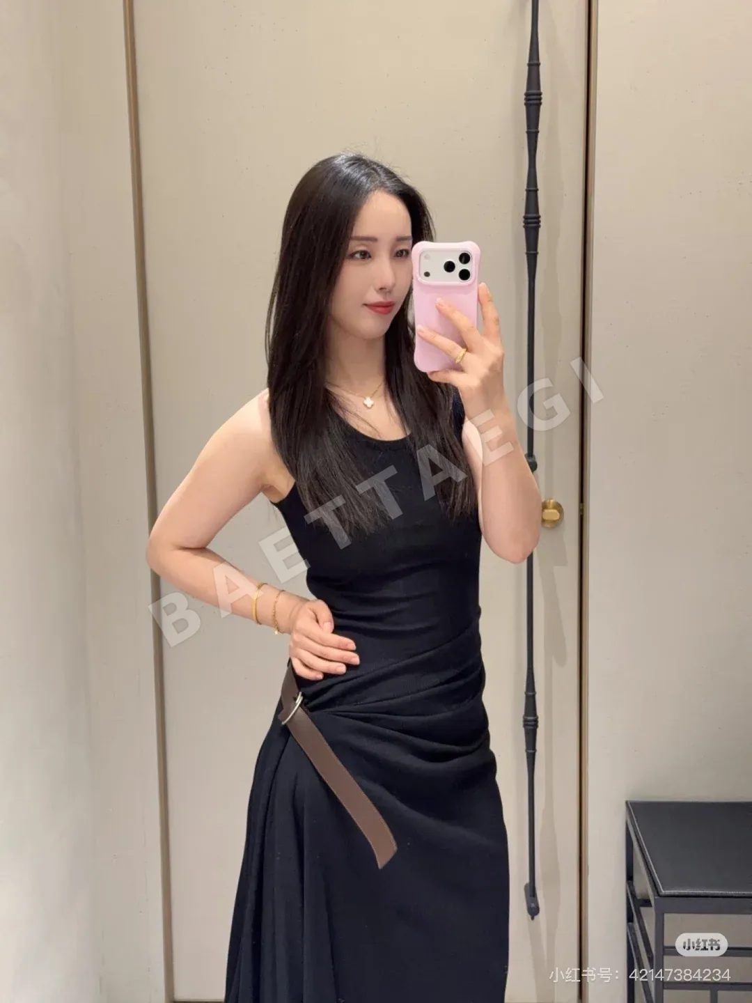 로에베 허리 주름 벨트 원피스 상세 이미지 8