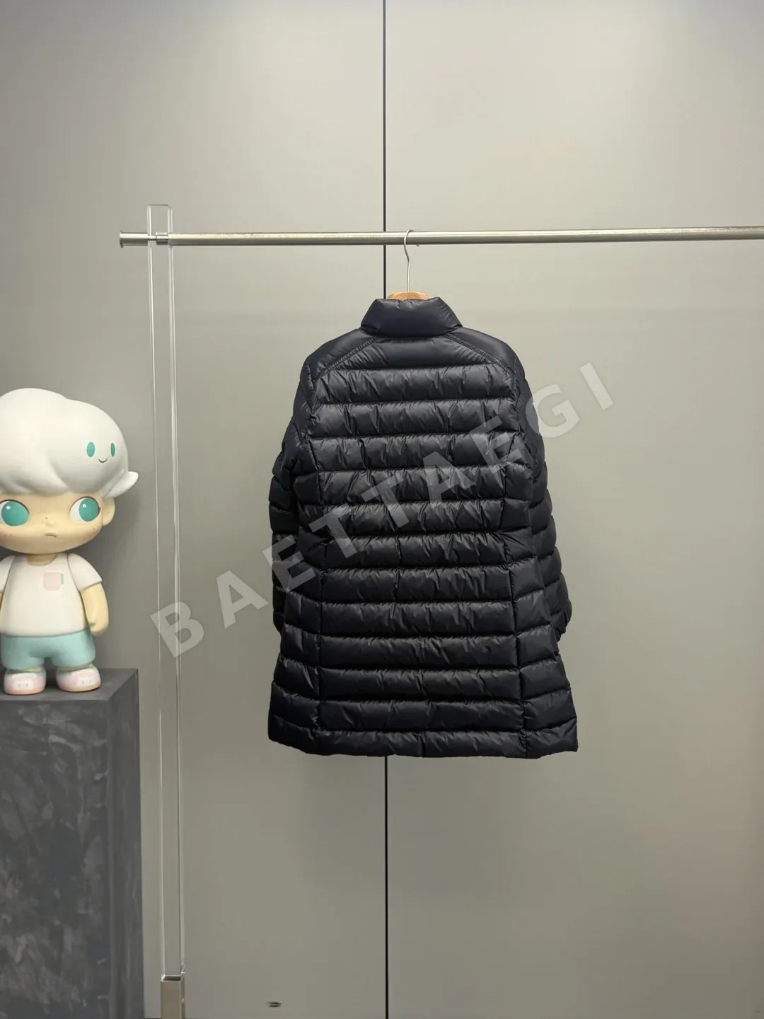 몽클레르 제네 여성 스탠드카라 롱 패딩 상세 이미지 9