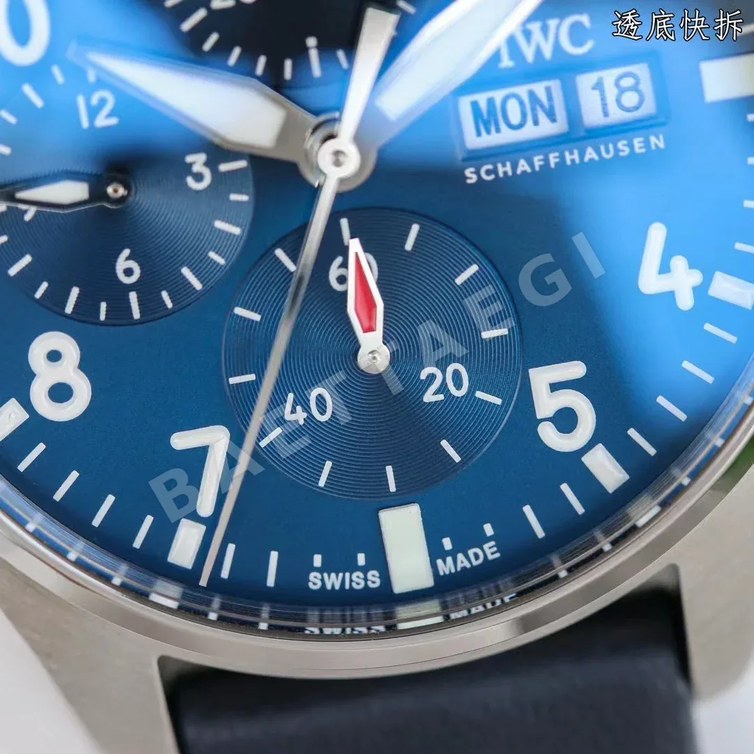 IWC 파일럿 페트로나스 그린 다이얼 시계 상세 이미지 5