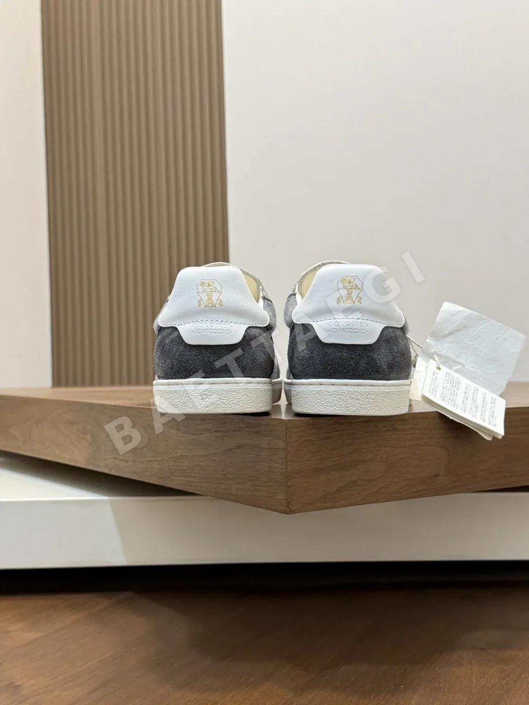 브루넬로쿠치넬리 남성 카프스킨 스웨이드 스니커즈 상세 이미지 8