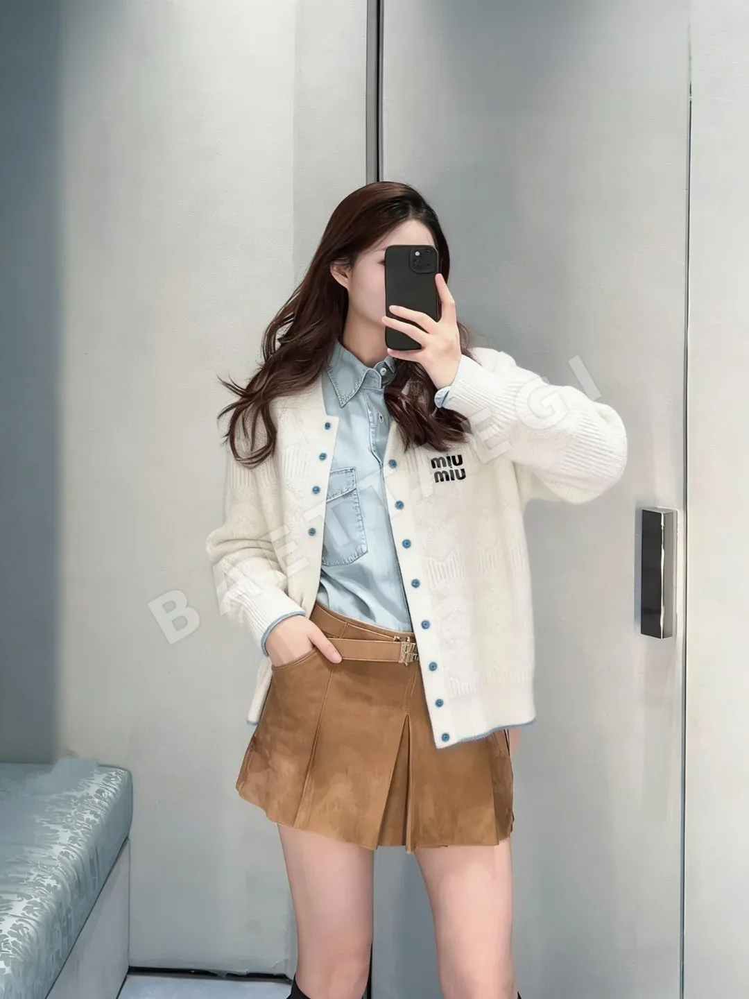 미우미우 로고 울 스탠드 카라 가디건 상세 이미지 2
