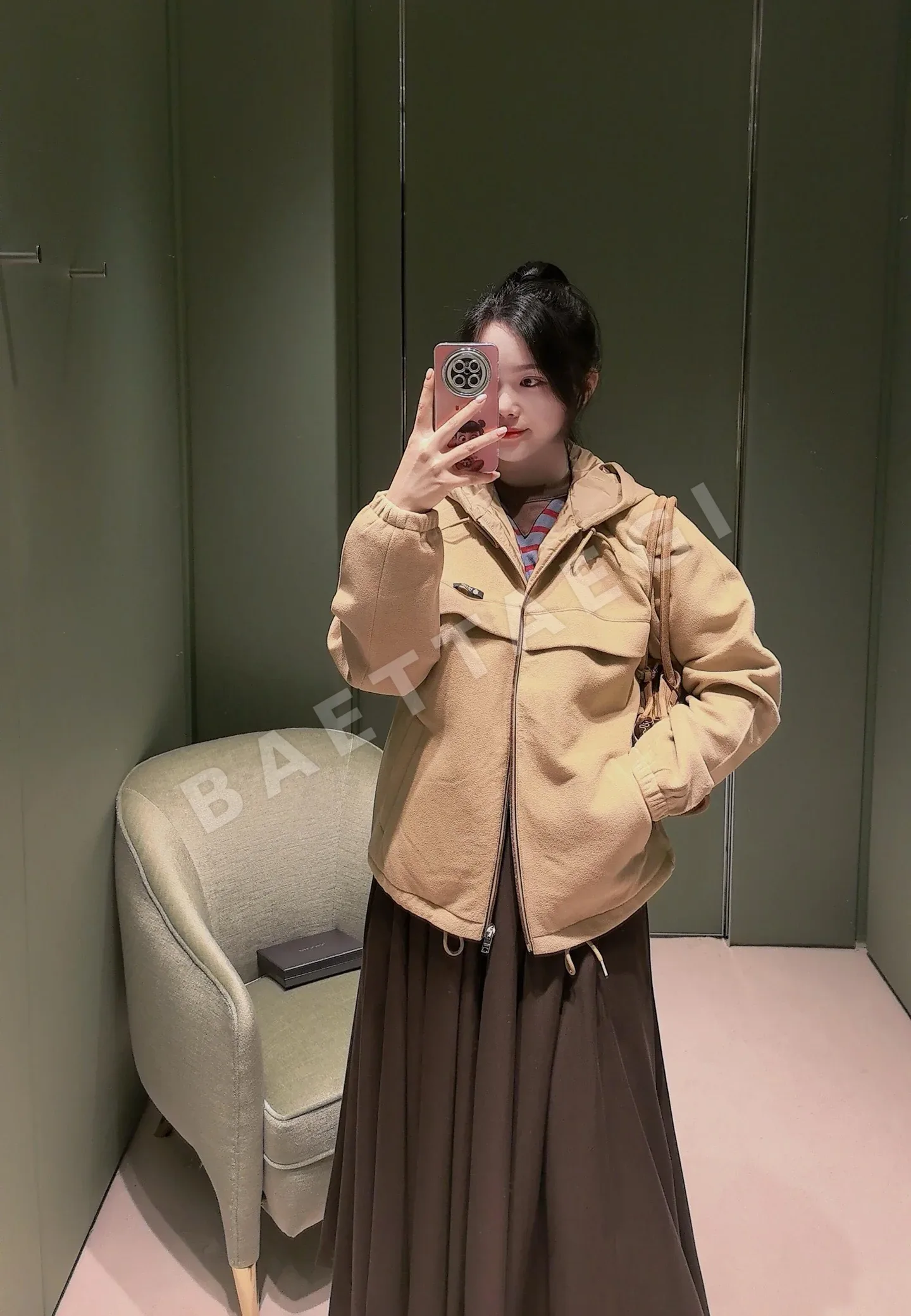 프라다 카키 플리스 윈드브레이커 여성 자켓 상세 이미지 7