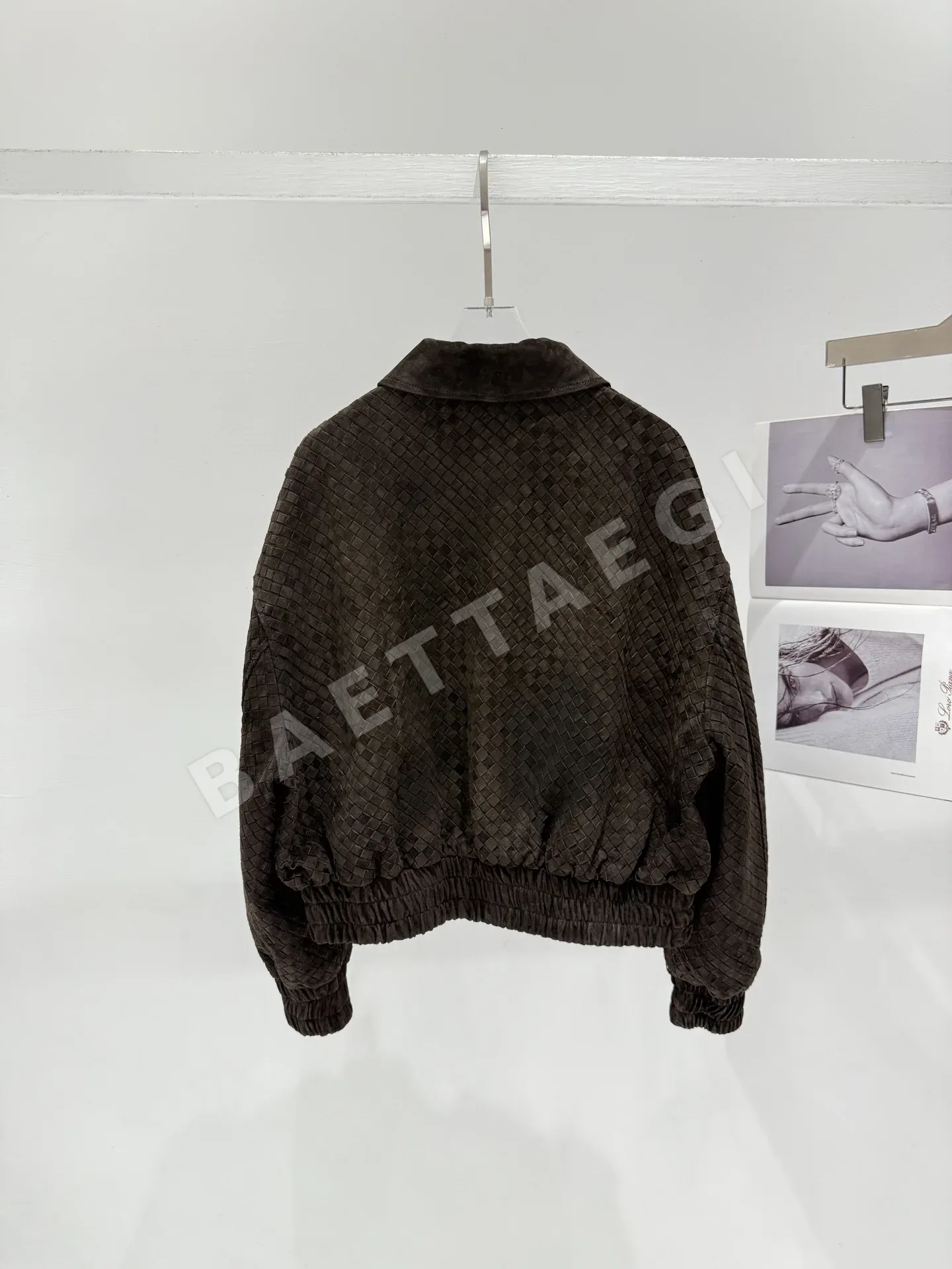 보테가베네타 램스킨 오프숄더 여성 자켓 상세 이미지 8