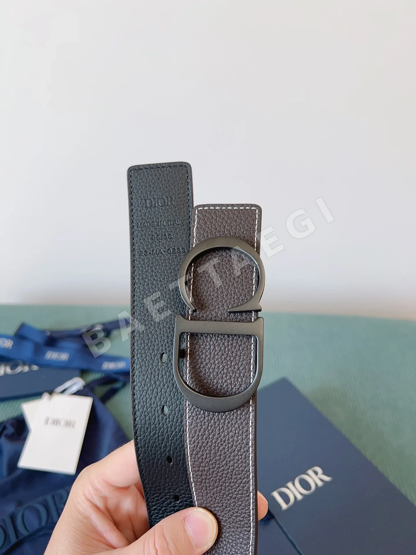 디올 가죽 벨트 상세 이미지 3