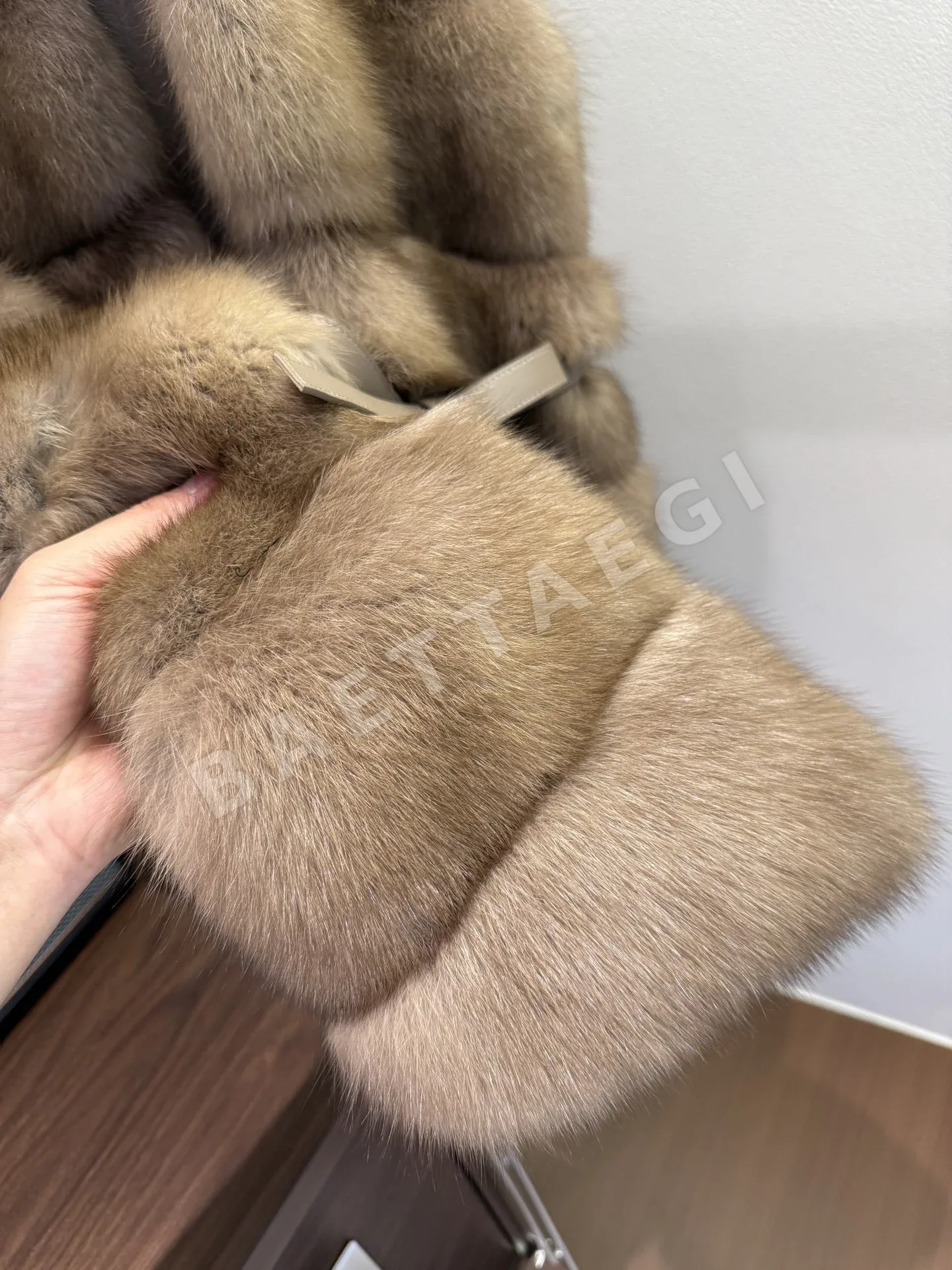 로로피아나 세이블 캐시미어 여성 조끼 상세 이미지 4