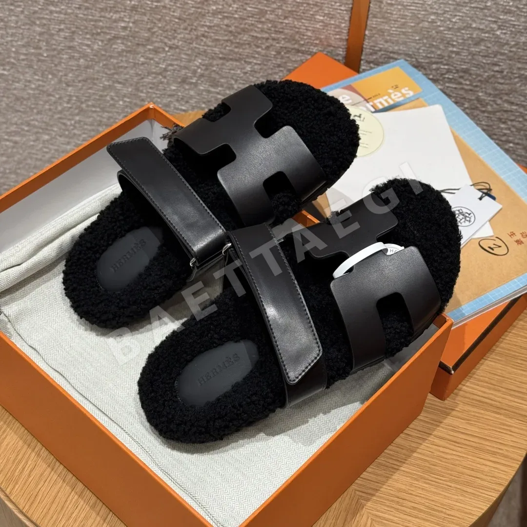 에르메스 시프레 샌들 블랙 가죽 상세 이미지 3
