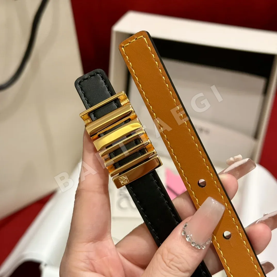 로에베 기하학 버클 소가죽 벨트 상세 이미지 5