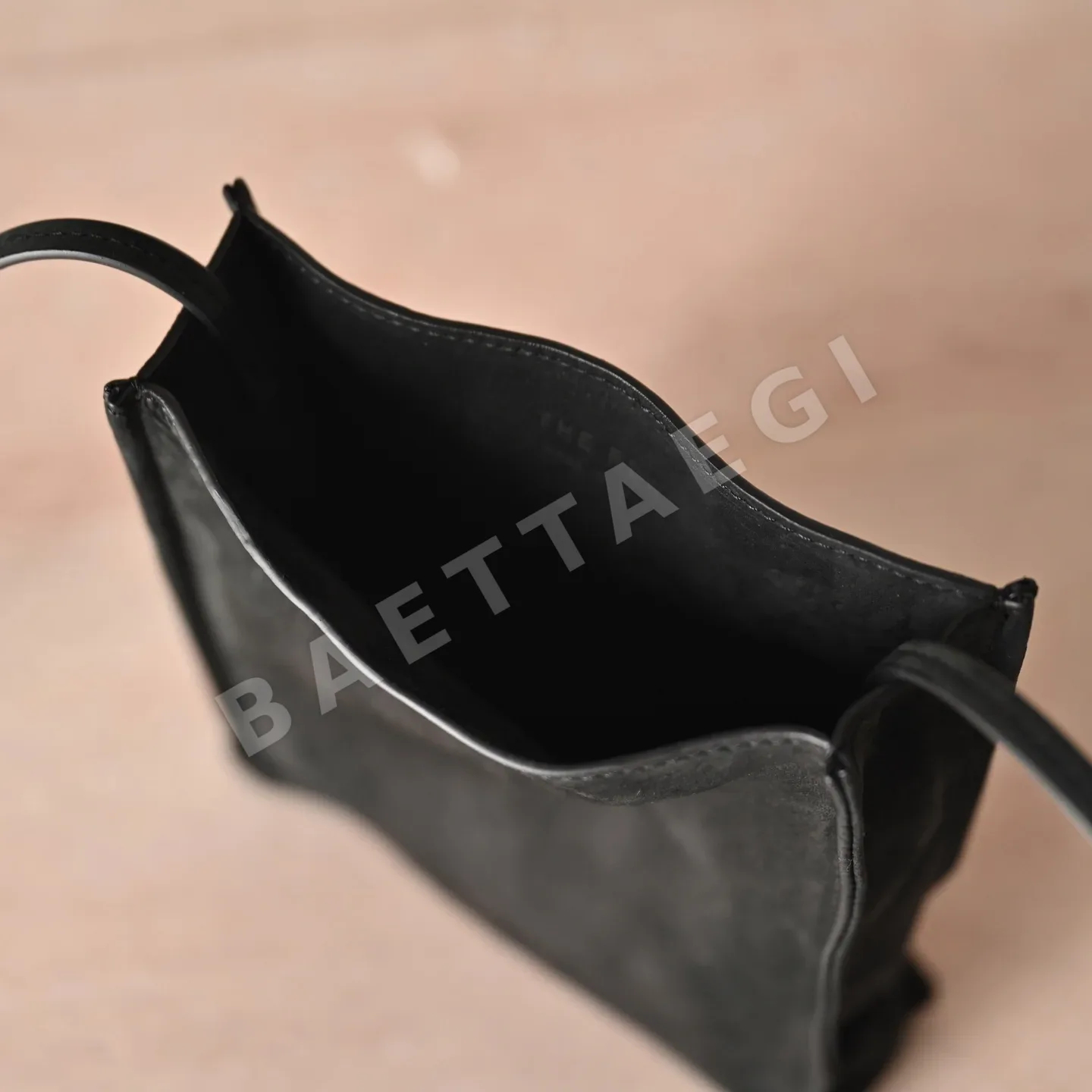 더로우 가방 상세 이미지 6