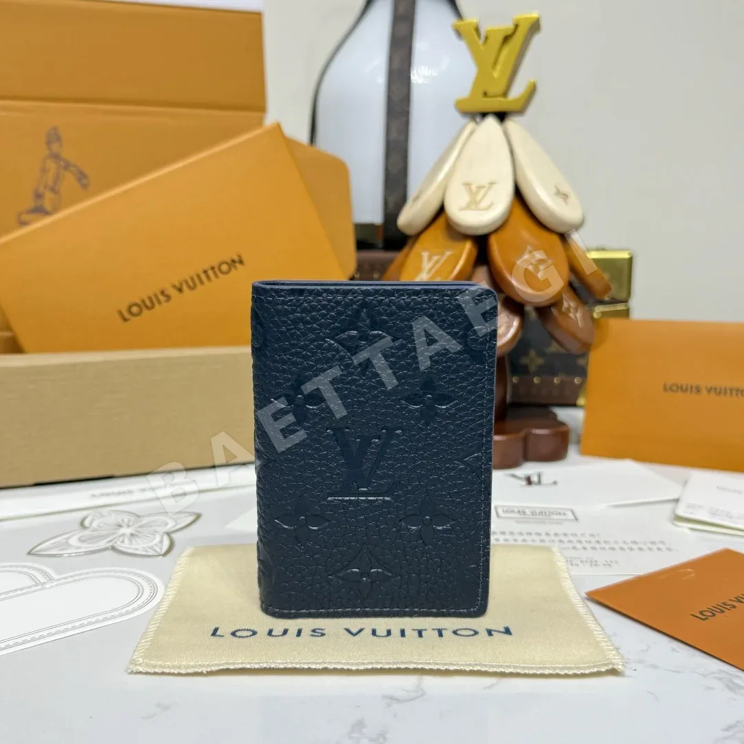 루이비통 트리옹 소가죽 모노그램 포켓 지갑 111209