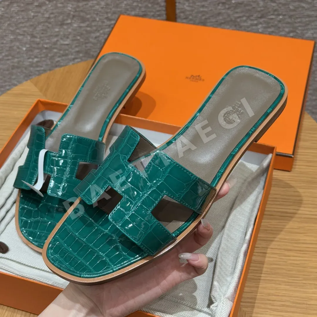 에르메스 오란 샌들 에메랄드그린 알리게이터 H 컷아웃 상세 이미지 2