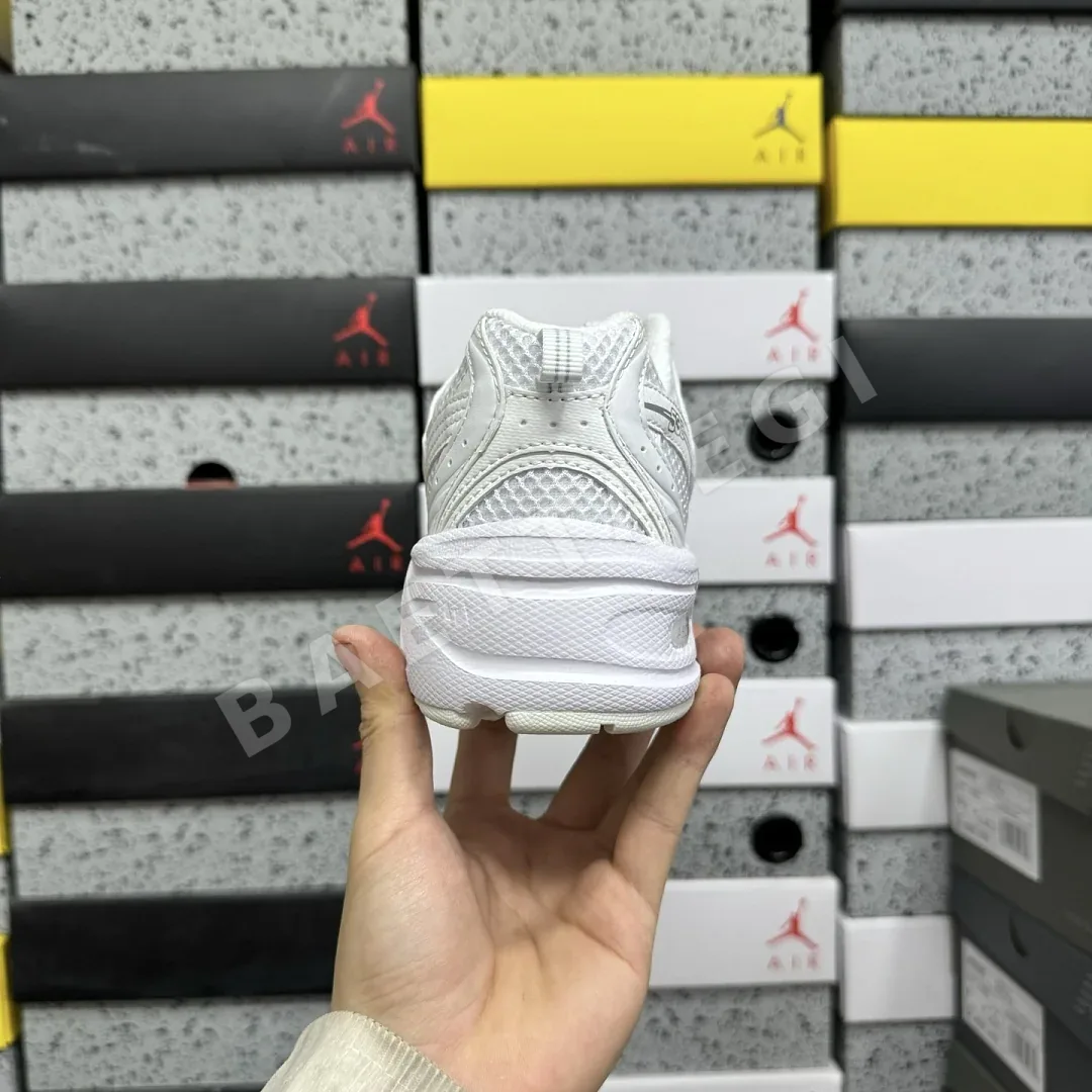 뉴발란스 [WZ] 530 MR530FW1 202048 New Balance 530 White Silver 상세 이미지 5