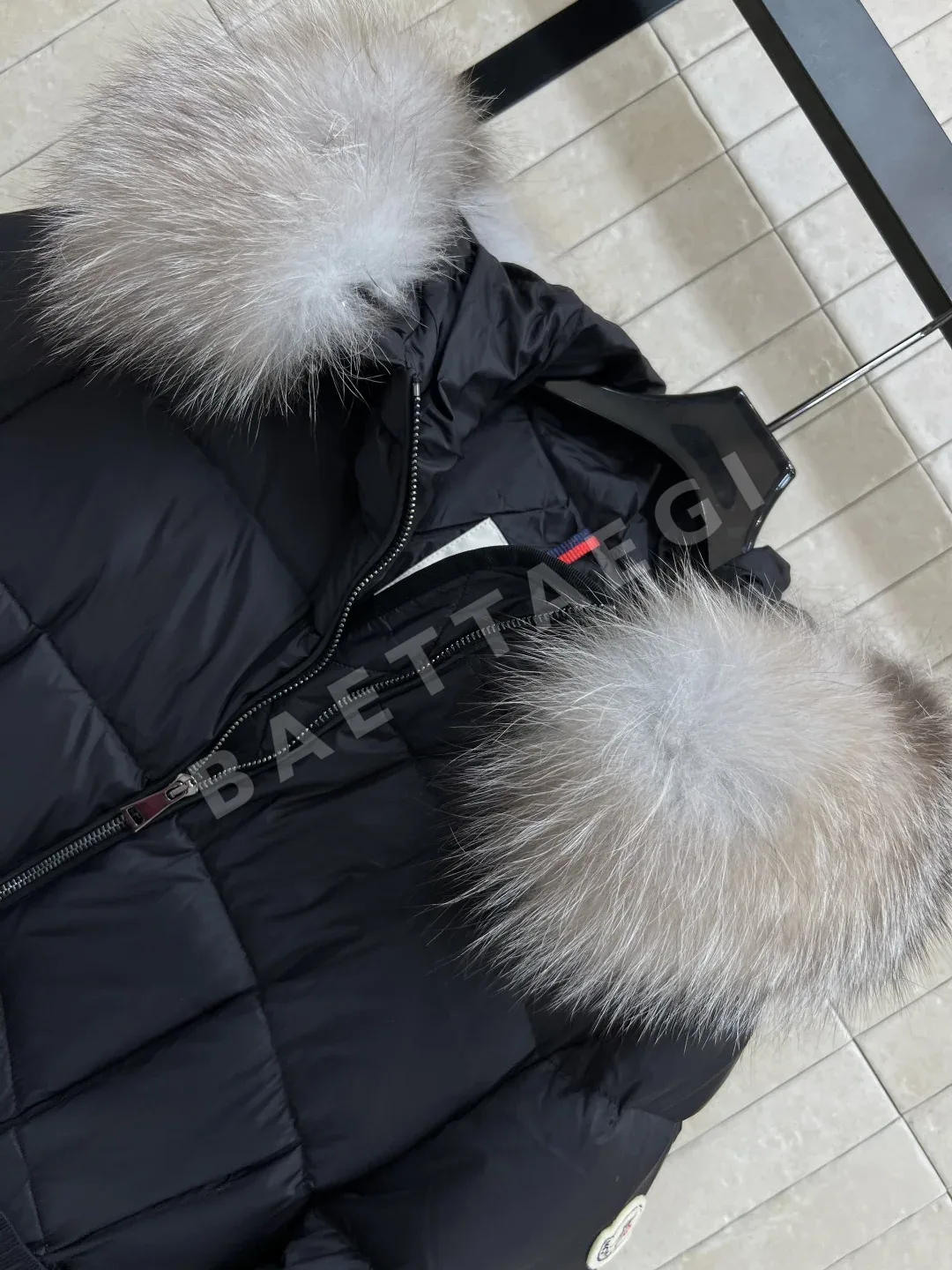 몽클레르 보에딕 롱 패딩 자켓 상세 이미지 2