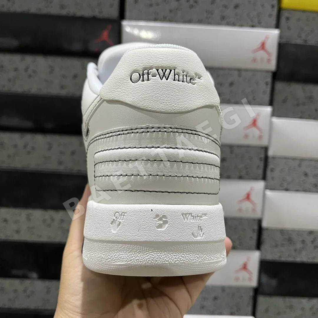 오프화이트 [YC/3A] 아웃 오브 오피스 OOO 로우 탑스 화이트 블랙 202438 Off White Out Of Office OOO Low 상세 이미지 3