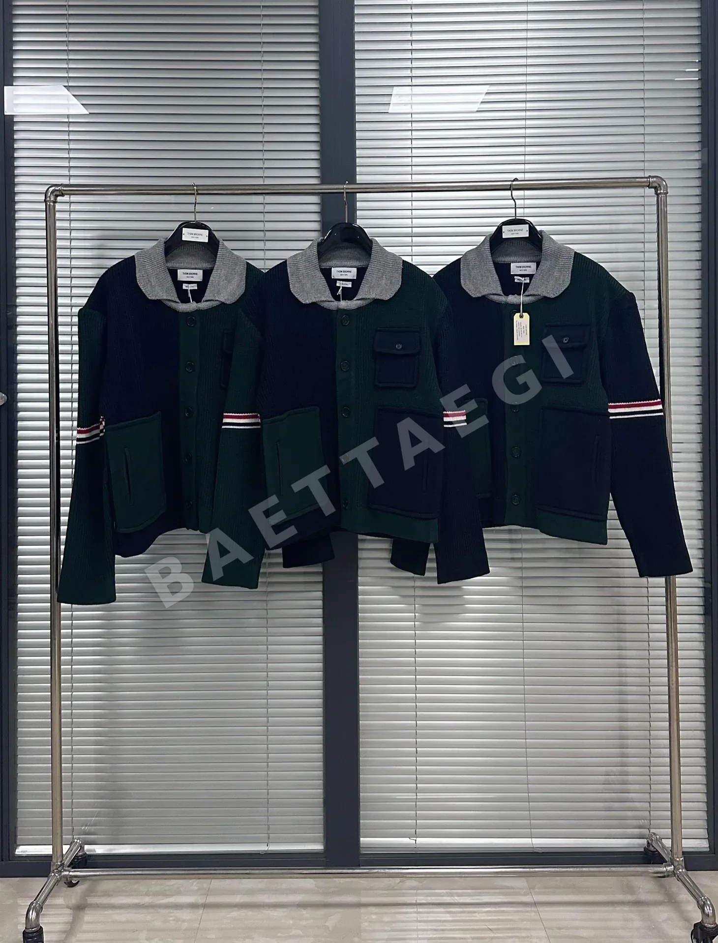 톰브라운 컬러 블록 남성 자켓 상세 이미지 1