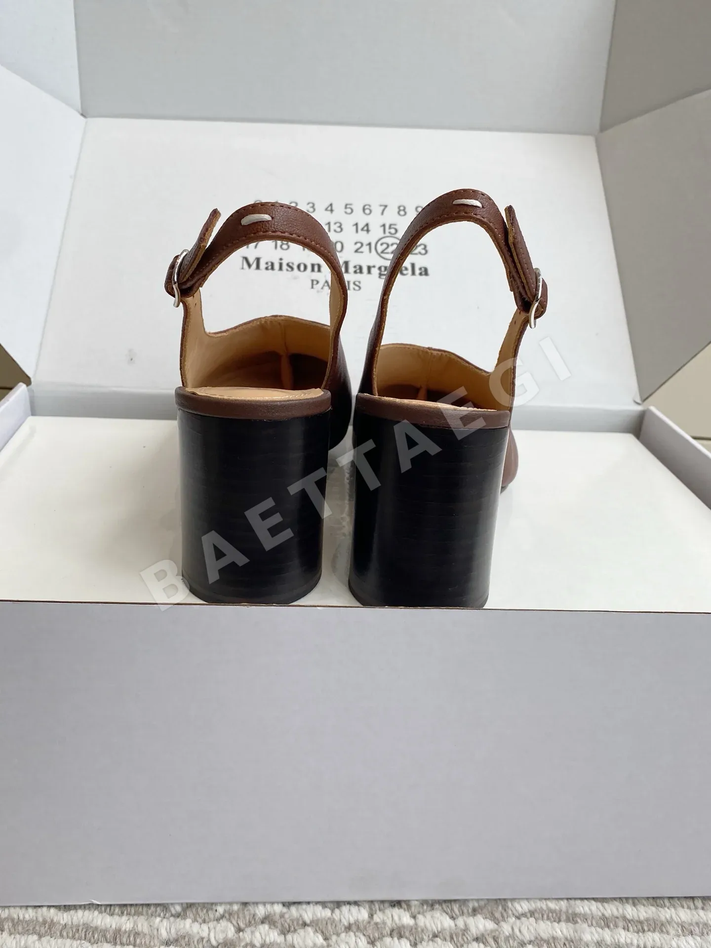 마르지엘라 타비 오픈힐 웨지샌달 상세 이미지 8
