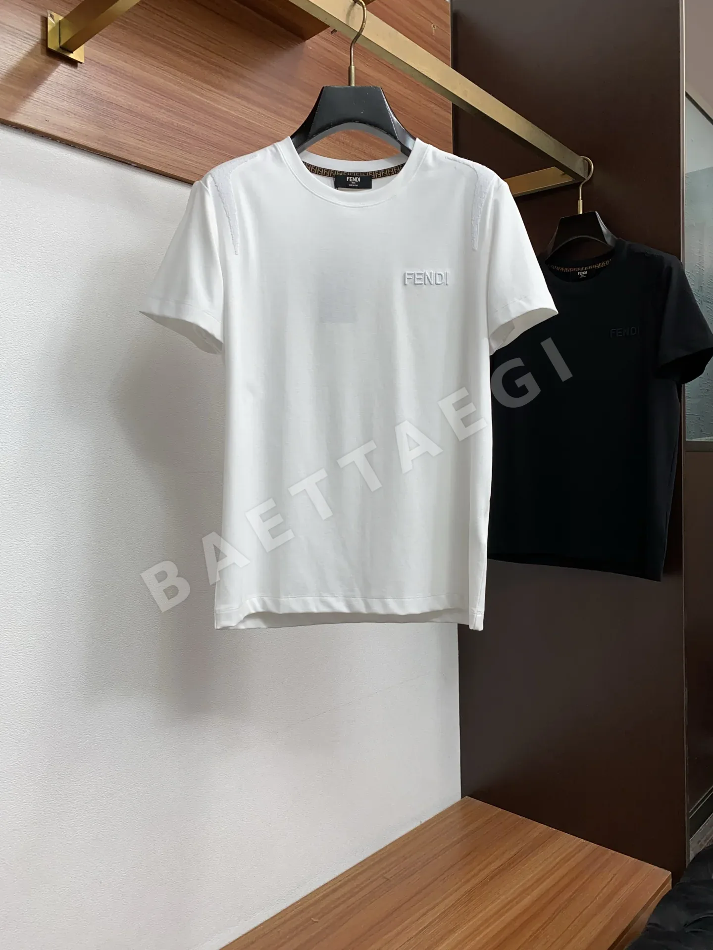 펜디 남성 반팔 티셔츠