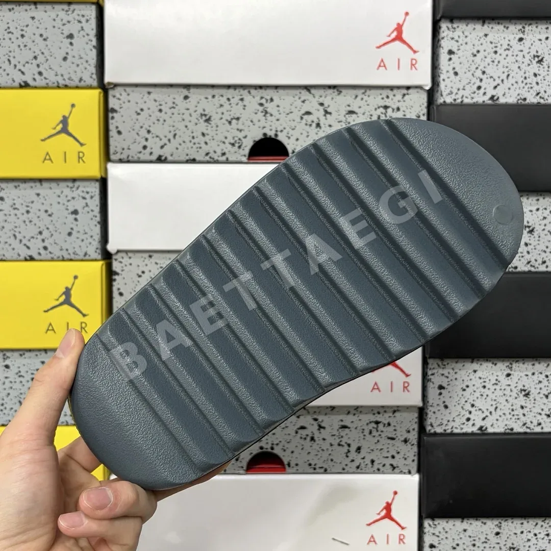 아디다스 [LW] 이지 슬라이드 ID2349 200622 Adidas Yeezy Slide Slate Marine 상세 이미지 6
