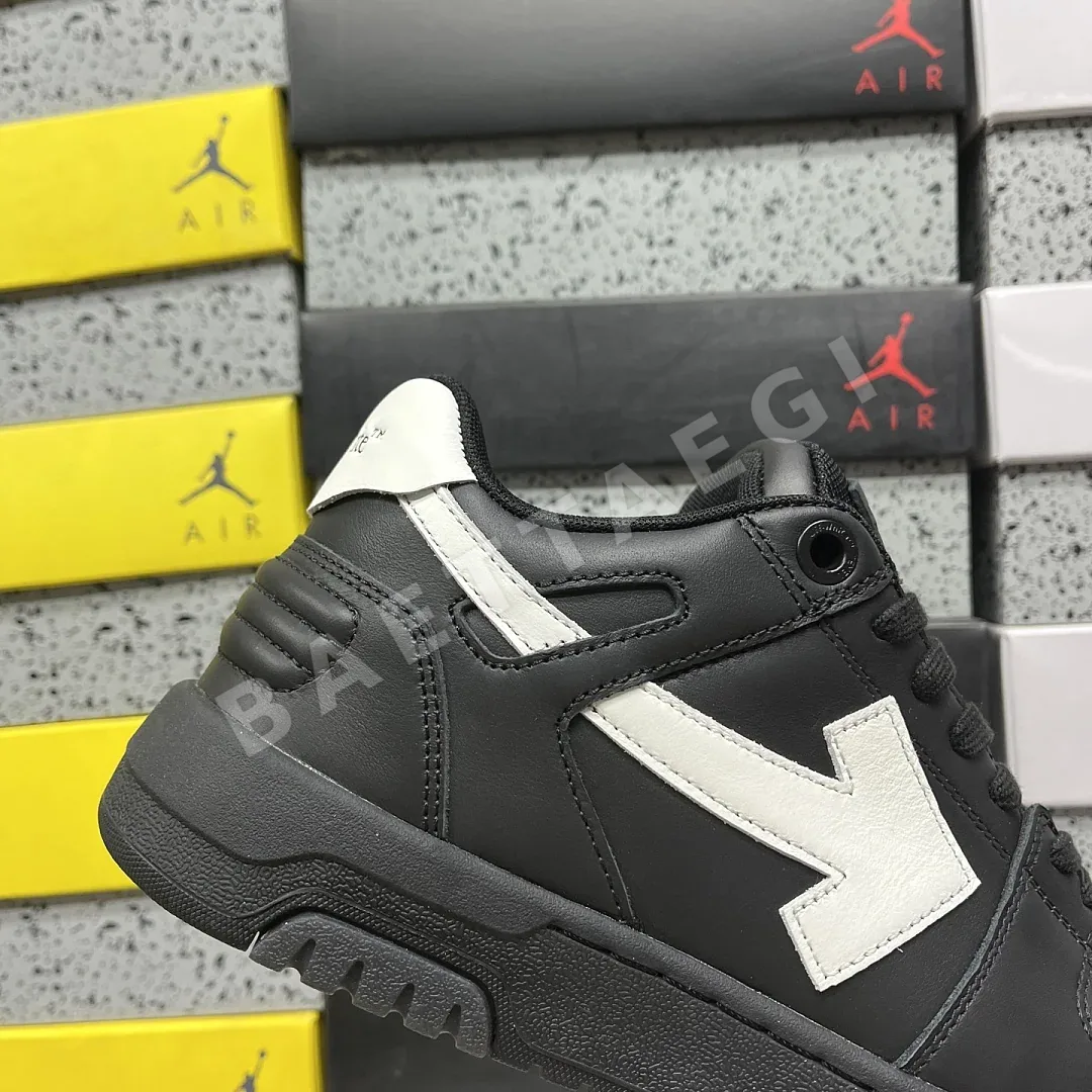 오프화이트 [KZ] 아웃 오브 오피스 OOO 로우 탑스 202489 Off White Out Of Office OOO Low Tops 상세 이미지 3