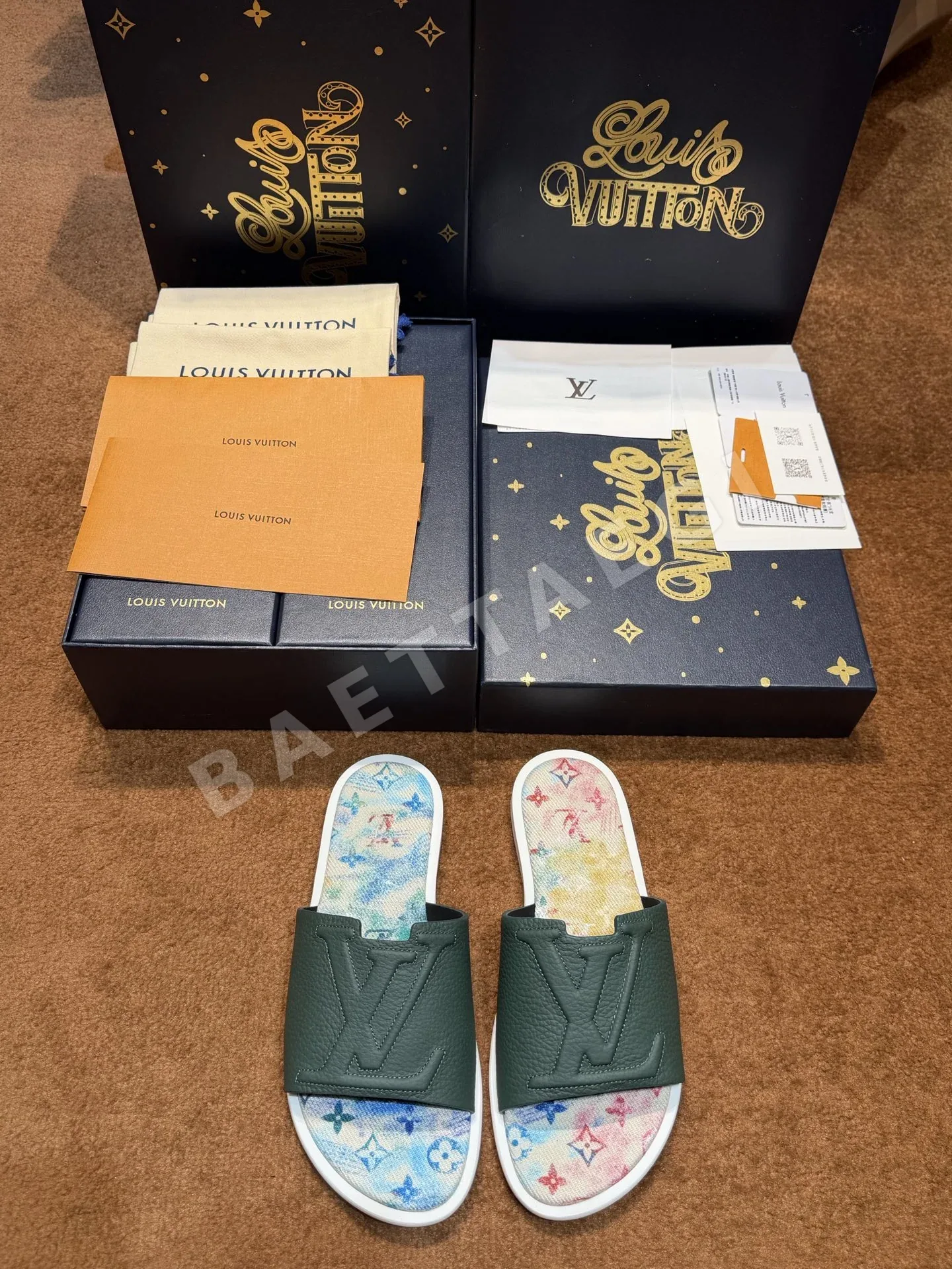 루이비통 모노그램 패턴 스웨이드 샌들 129054
