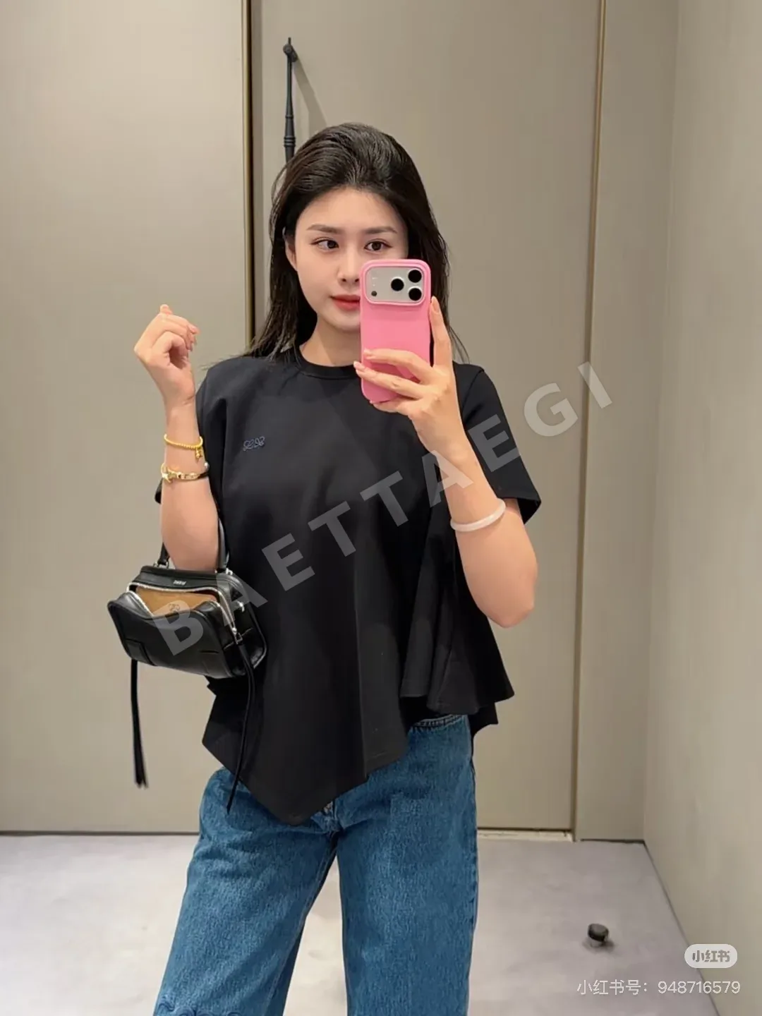 로에베 여성 반팔 상세 이미지 5