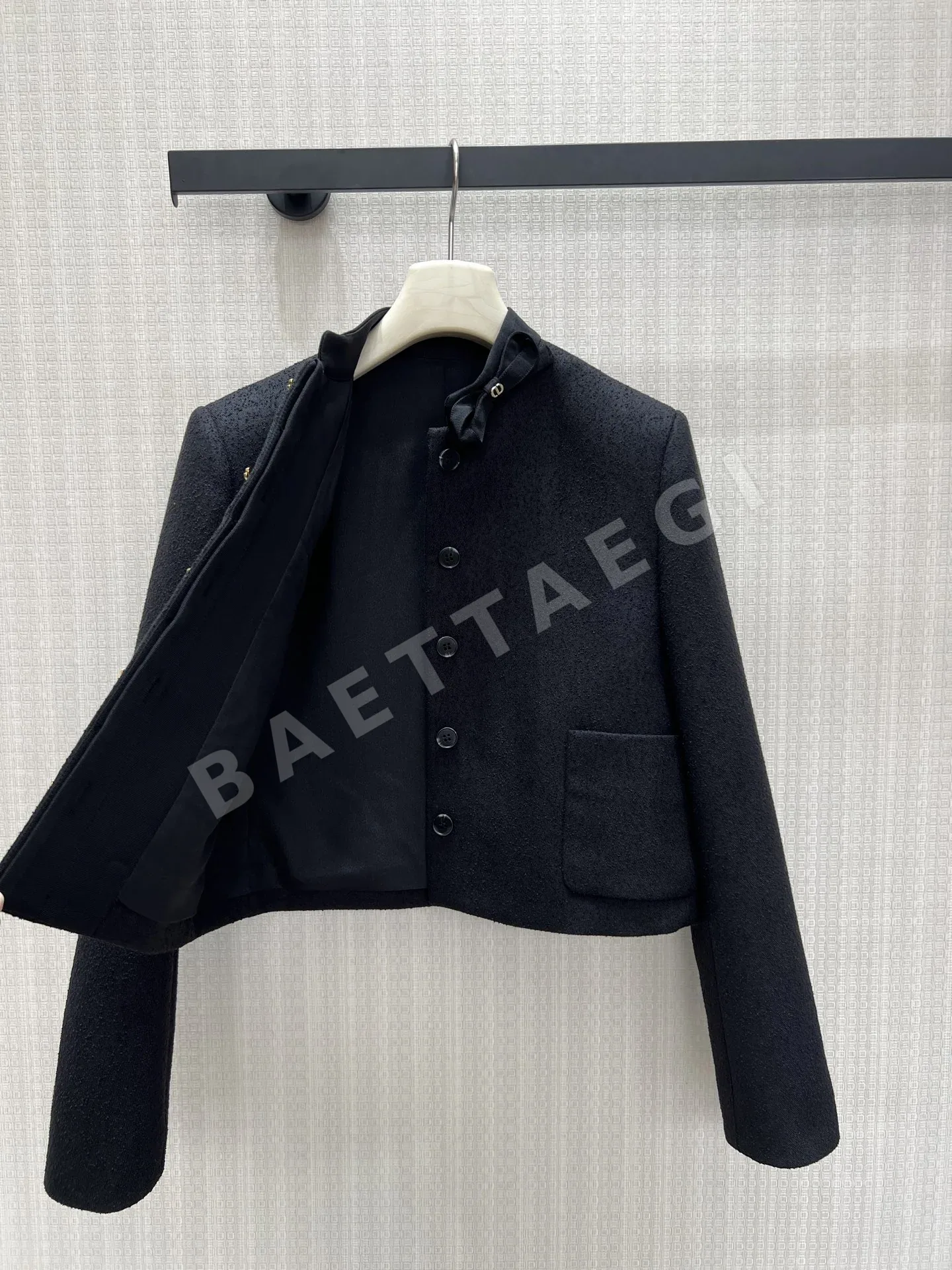 디올 하운드투스 체크 크롭트 자켓 상세 이미지 2