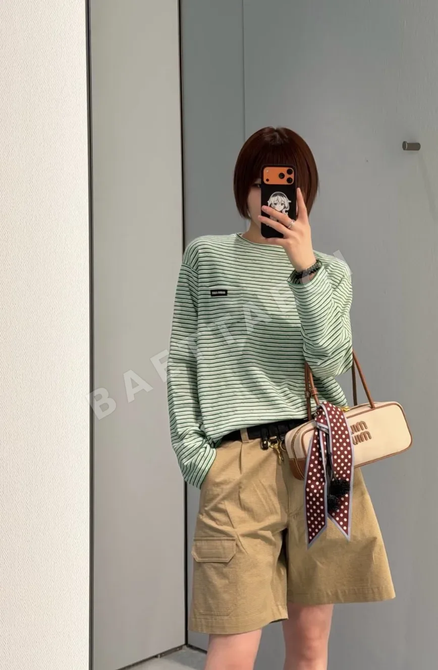 미우미우 그린 화이트 블록 스트라이프 긴팔 티셔츠 상세 이미지 6