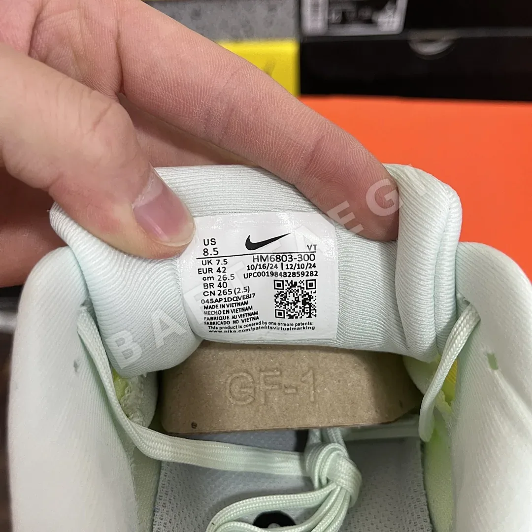 나이키 줌 보메로 18 HM6803-300 201097 Nike Zoom Vomero 18 상세 이미지 6