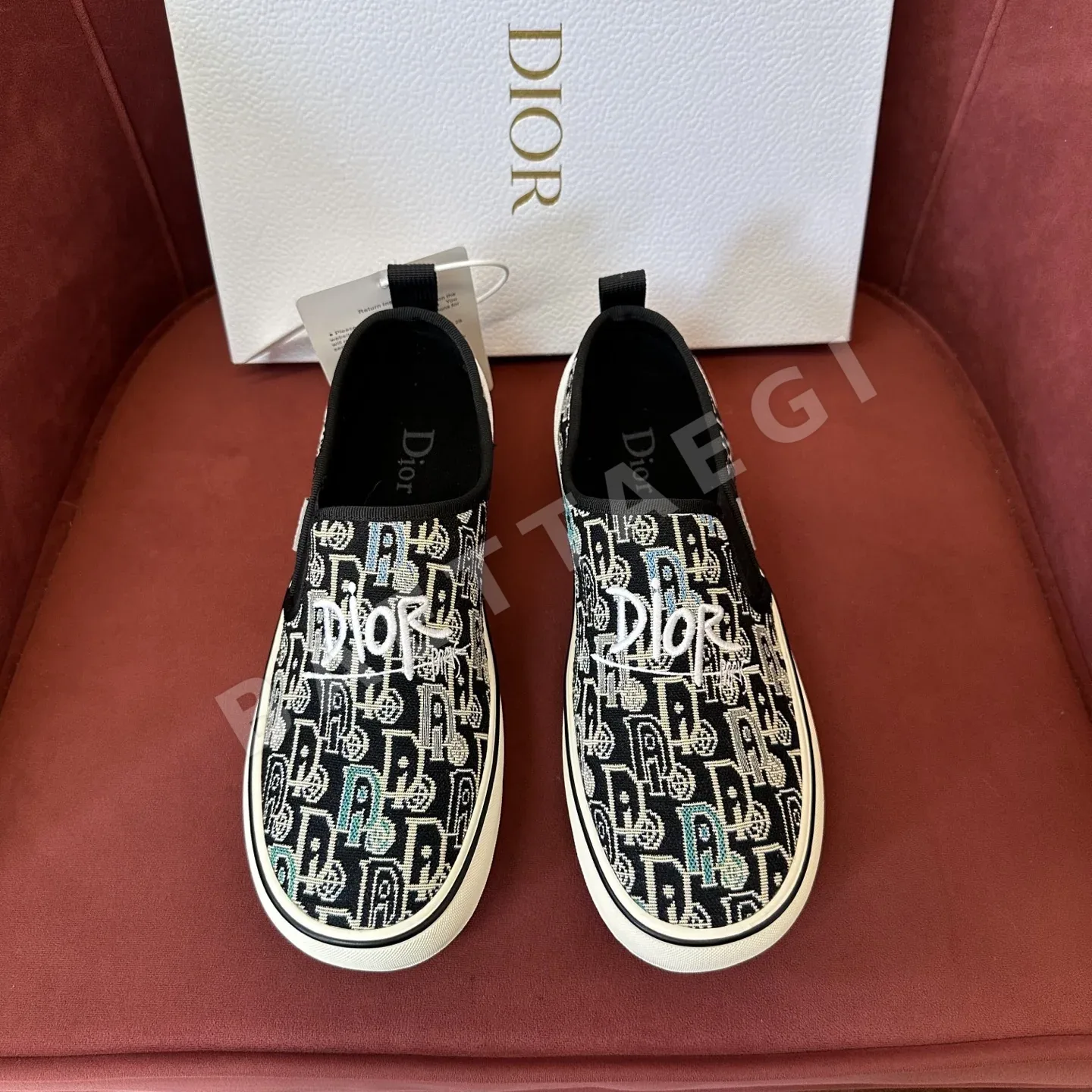 디올 솔라(Dior Solar) 슬립온 스니커즈 상세 이미지 1