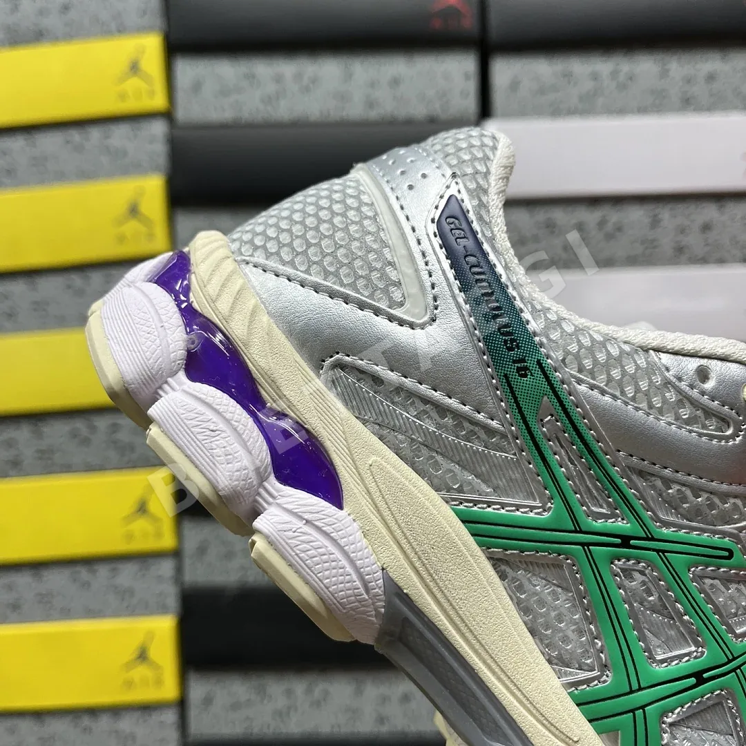 아식스 [WZ] 젤 큐뮬러스 16 1203A990-100 200611 Asics Gel-Cumulus 16 Tomo Summit 상세 이미지 4