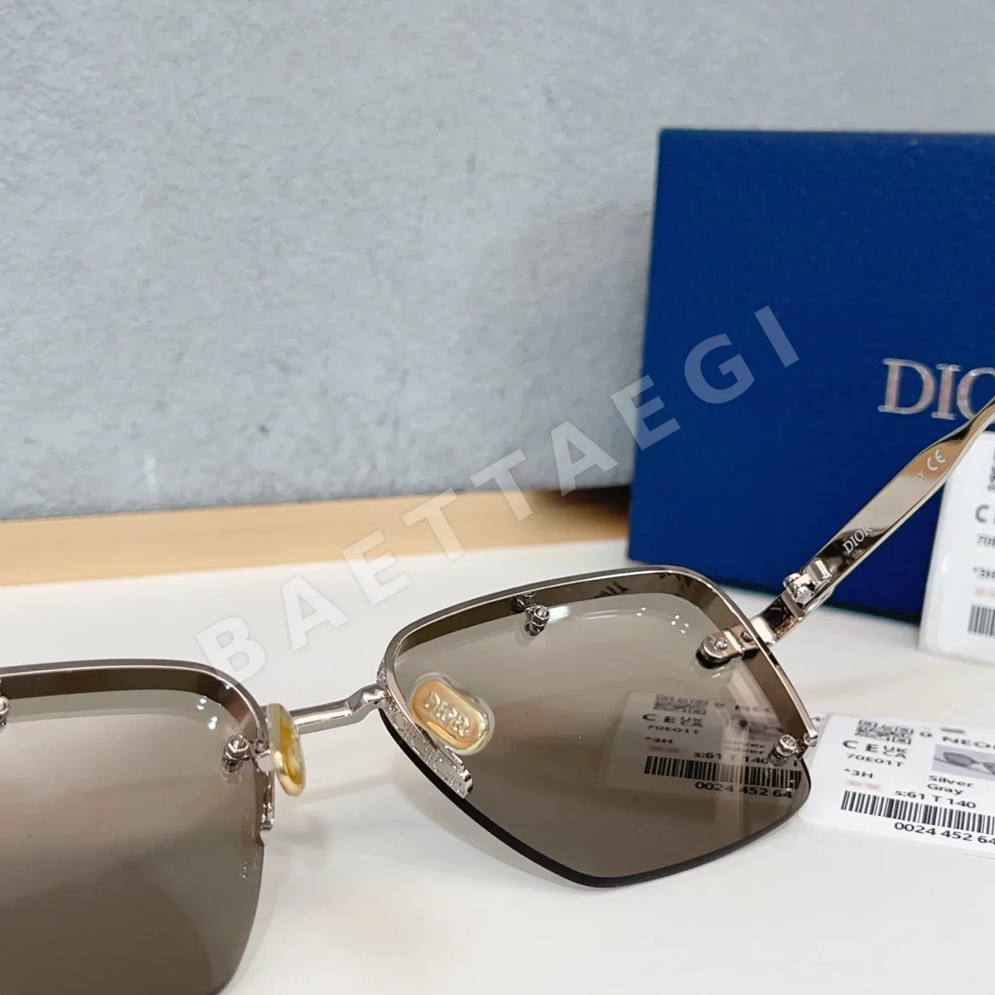 디올 선글라스 72556 Dior Sunglasses 상세 이미지 8