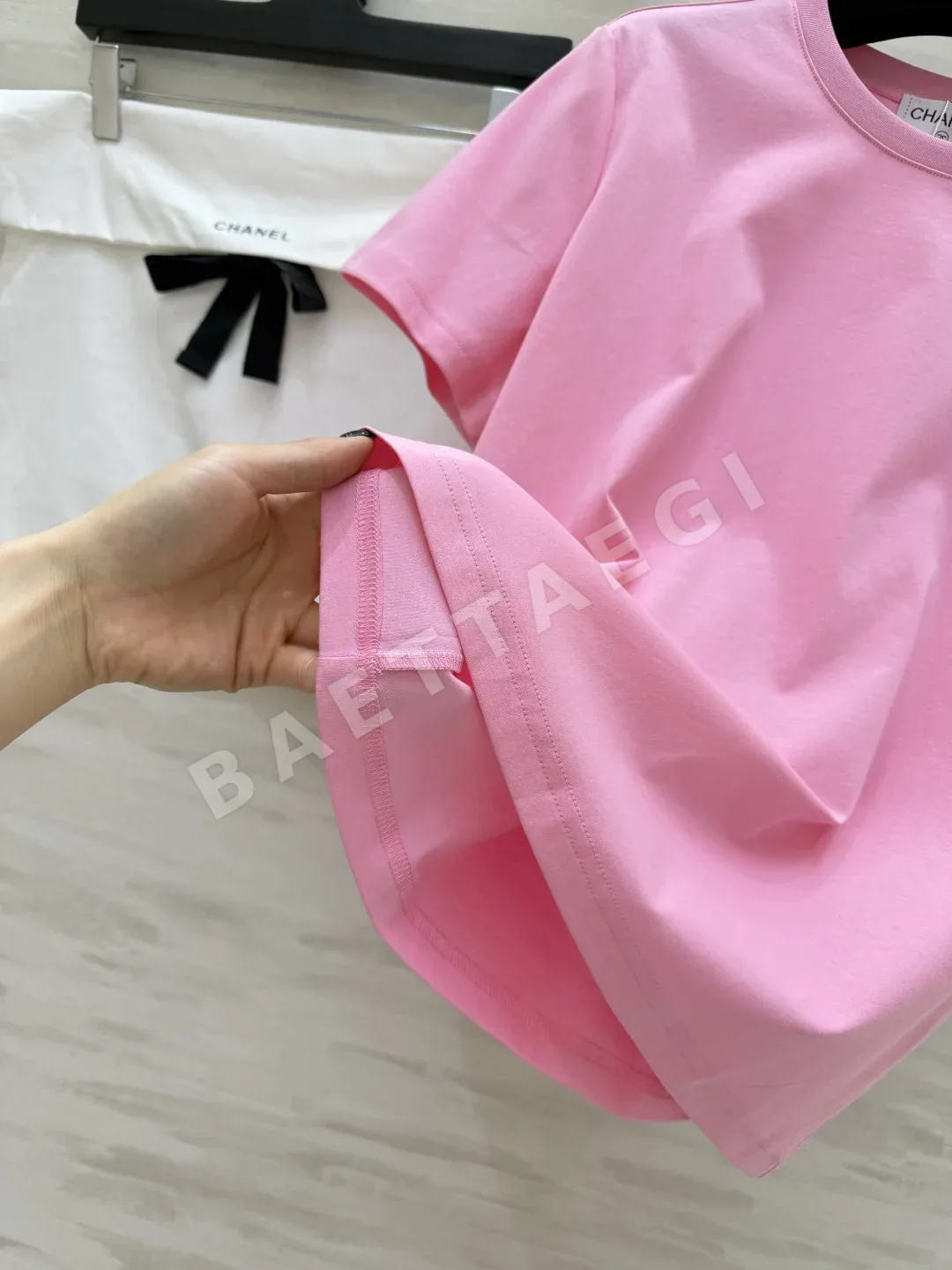 샤넬 비즈 장식 여성 반팔 티셔츠 상세 이미지 7