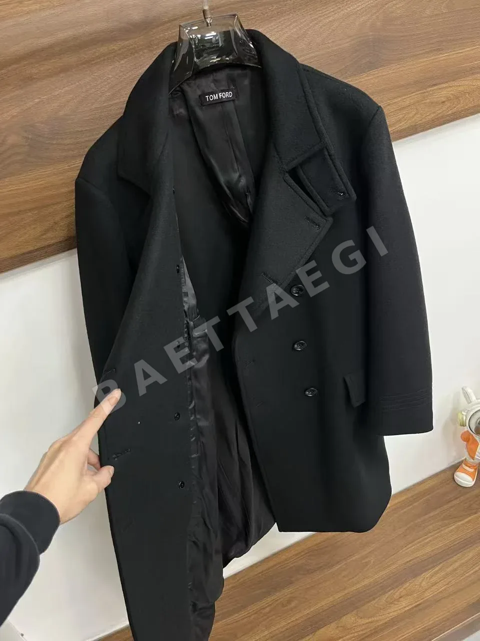 톰포드 TOM FORD 더블 브레스티드 울 코트 상세 이미지 3